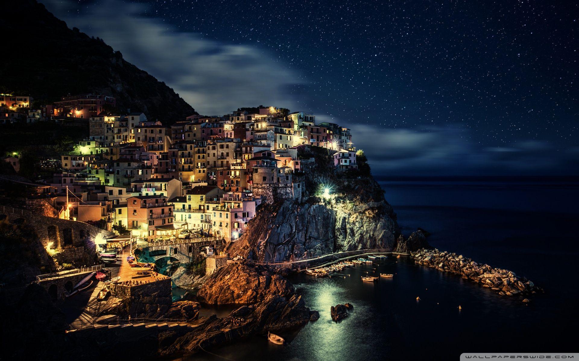 Manarola Town in Italy HD desktop wallpaper