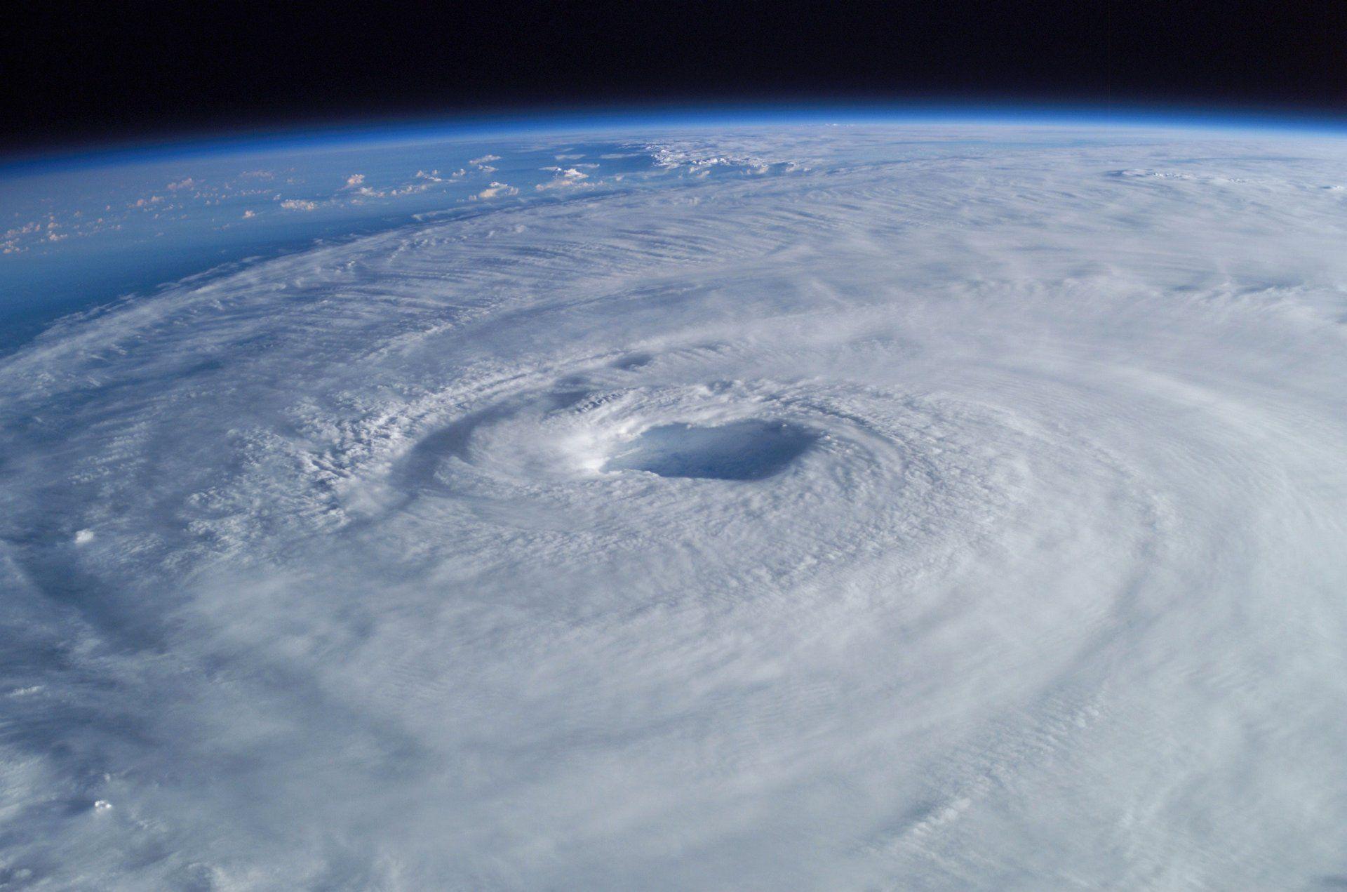 Wallpaper Tropical Cyclone Hurricane Isabel Weather x 1271