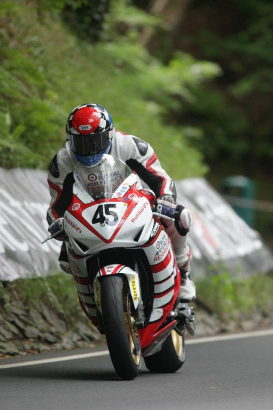 Photos Of Past And Present Isle Of Man TT Motorcycles In High Res