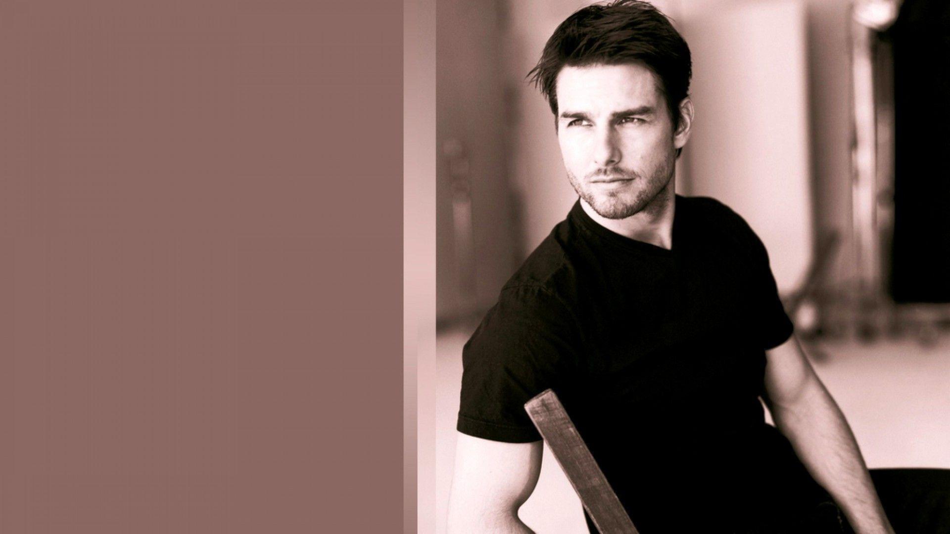 Description Tom Cruise Wallpaper