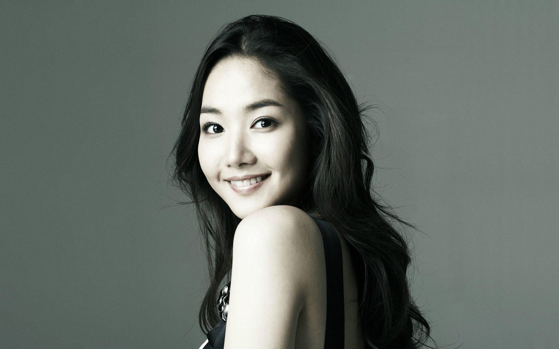 Park Min Young Wallpaper Image Photo Picture Background