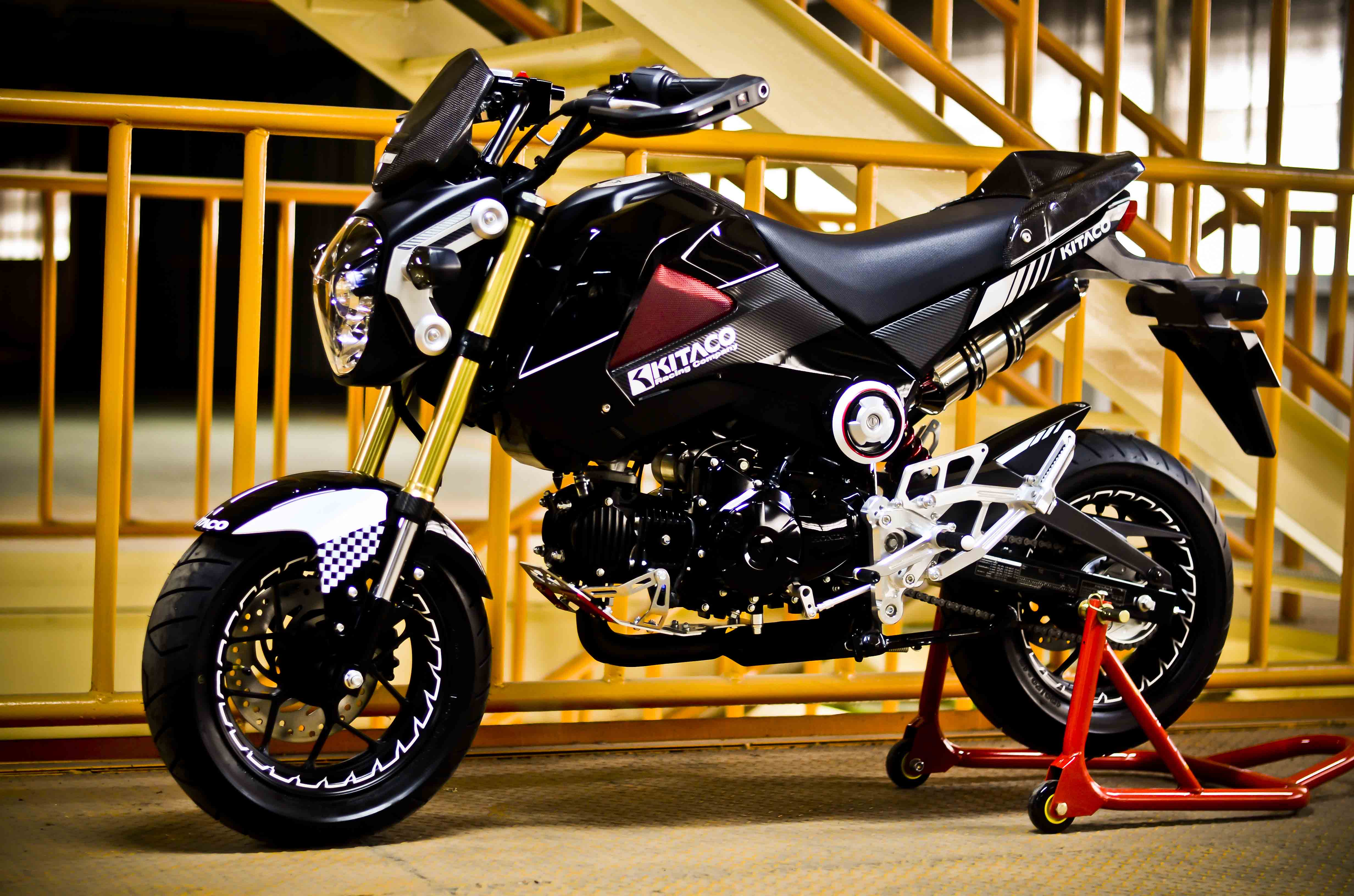 Мотоцикл x5m. Honda MSX 125 Grom. X Moto MSX 125. ABM MSX 125. Мотоцикл Xmoto msx125.