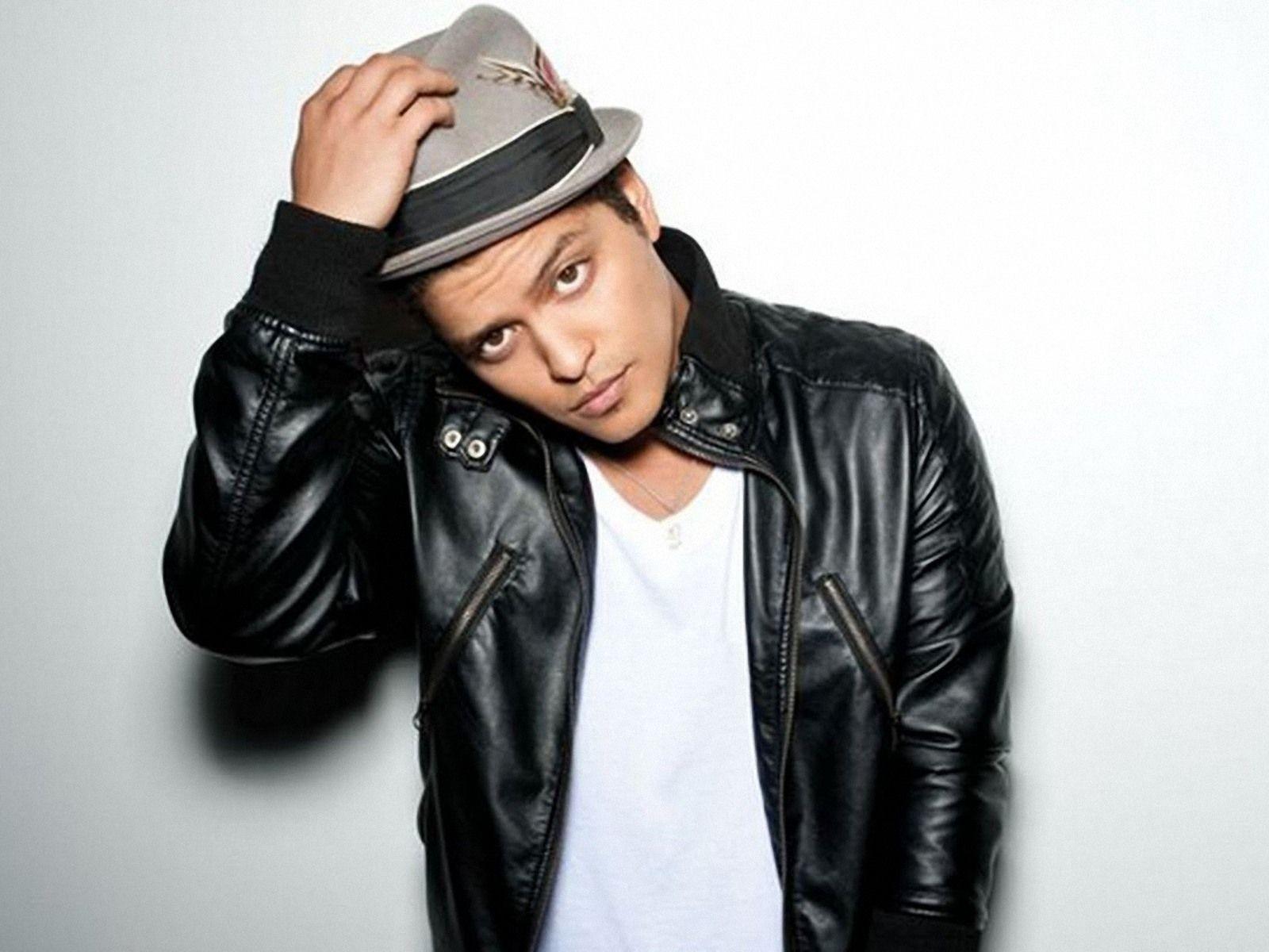 Bruno Mars 2017 Wallpapers Wallpaper Cave