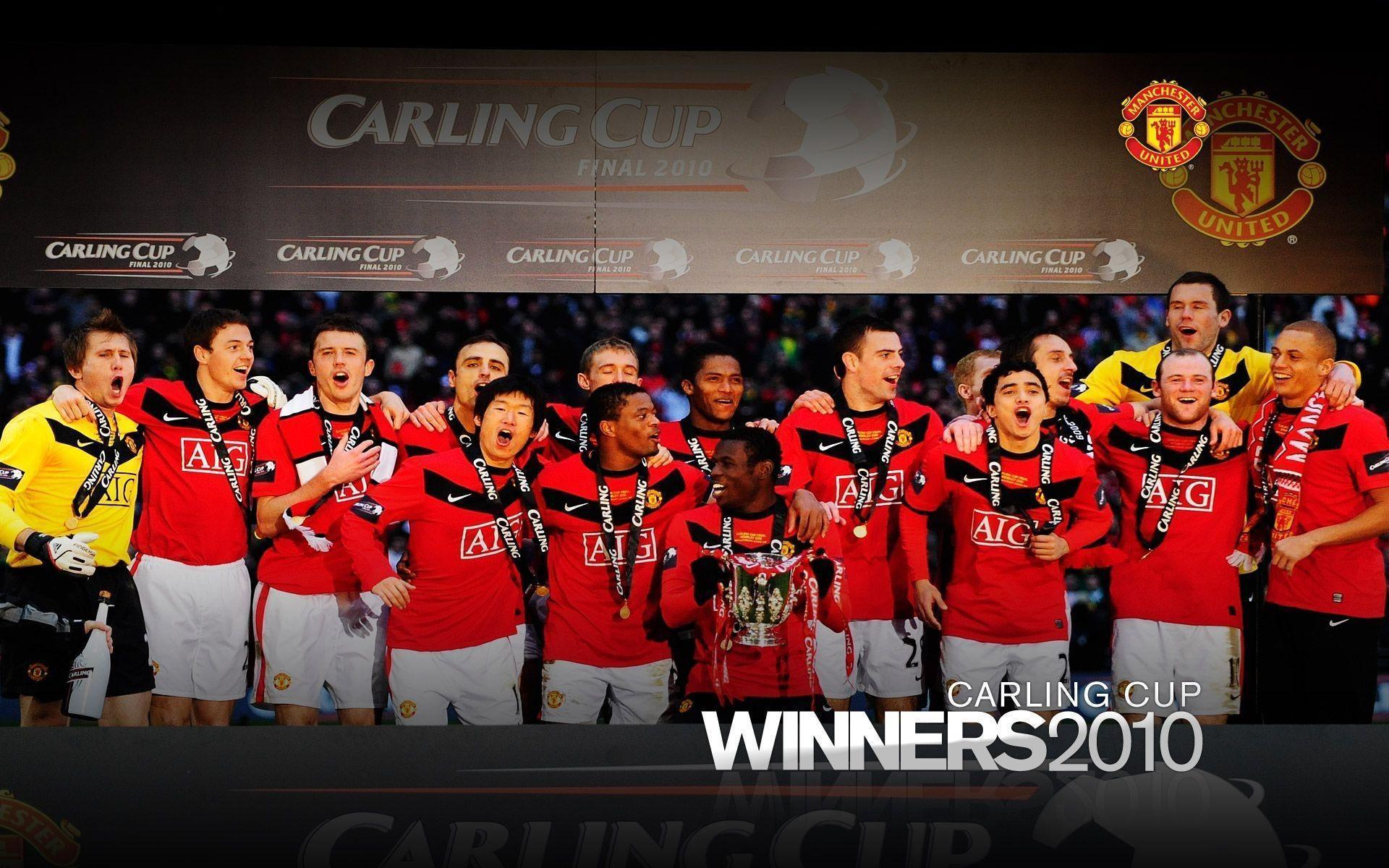 Soccer cups alex ferguson Manchester United football teams Carling