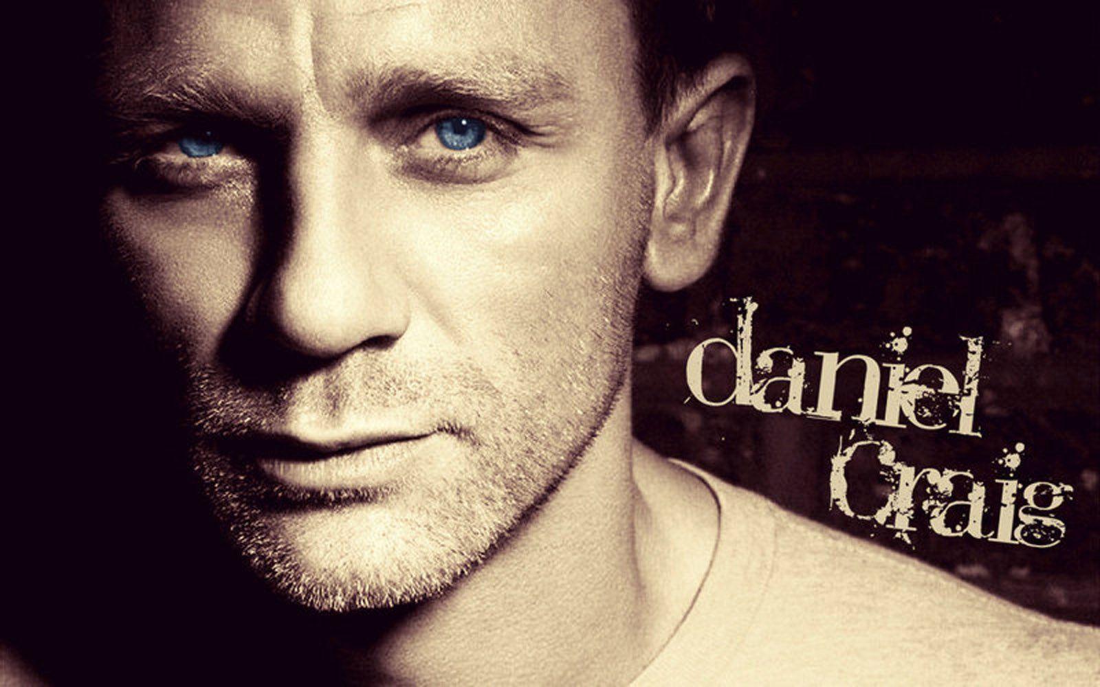 Daniel Craig HD Wallpaper