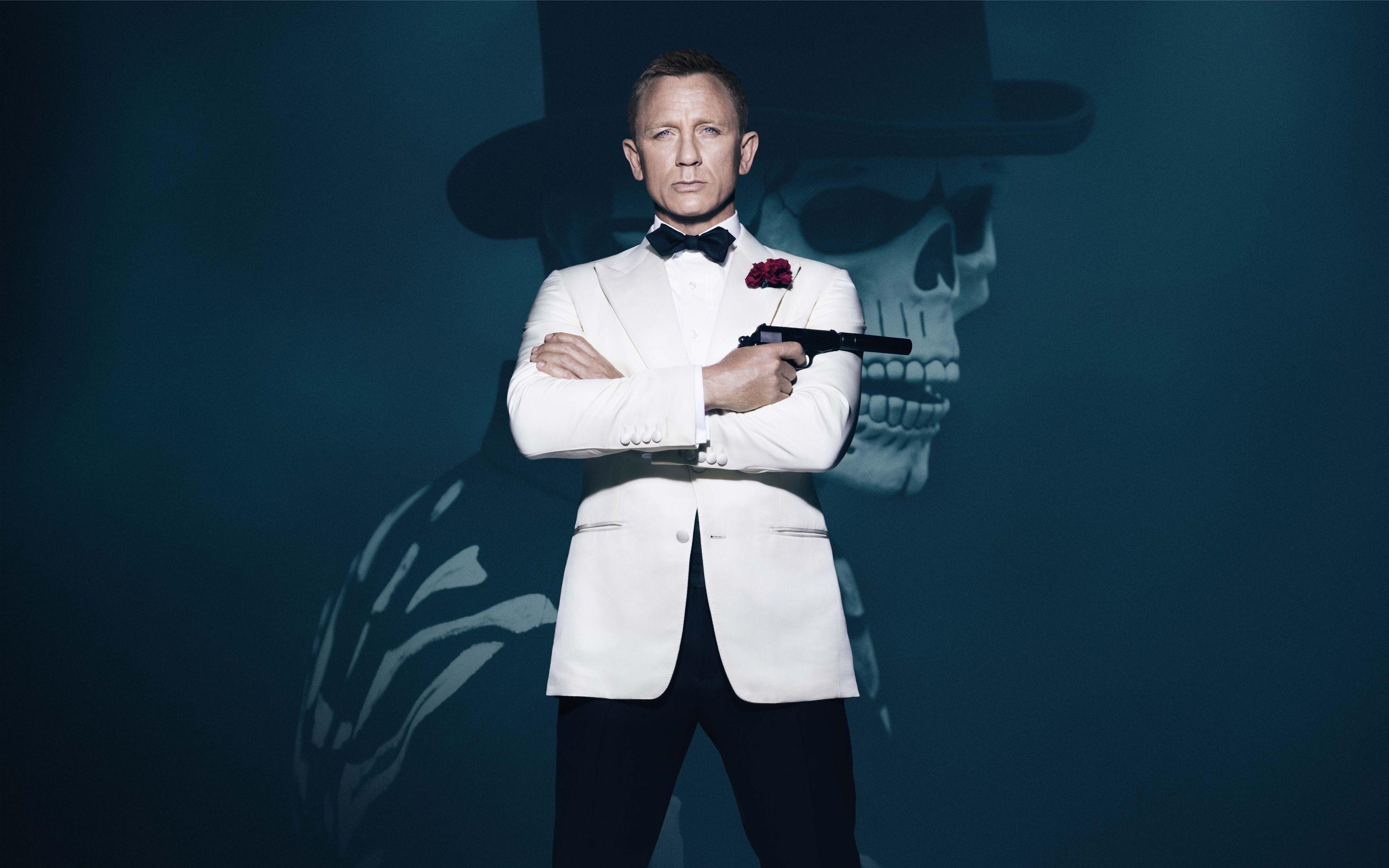 Daniel Craig in Spectre Wallpaper