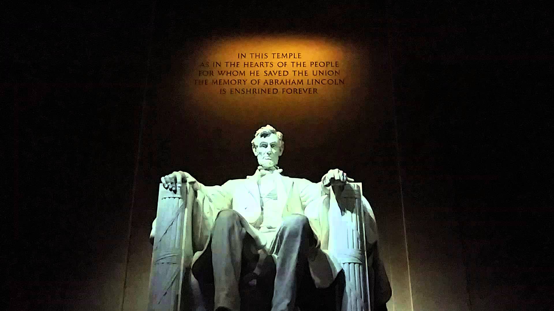 Lincoln memorial statue