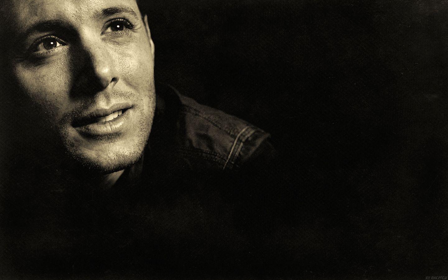 Supernatural Jensen Ackles Dean Winchester wallpaperx900