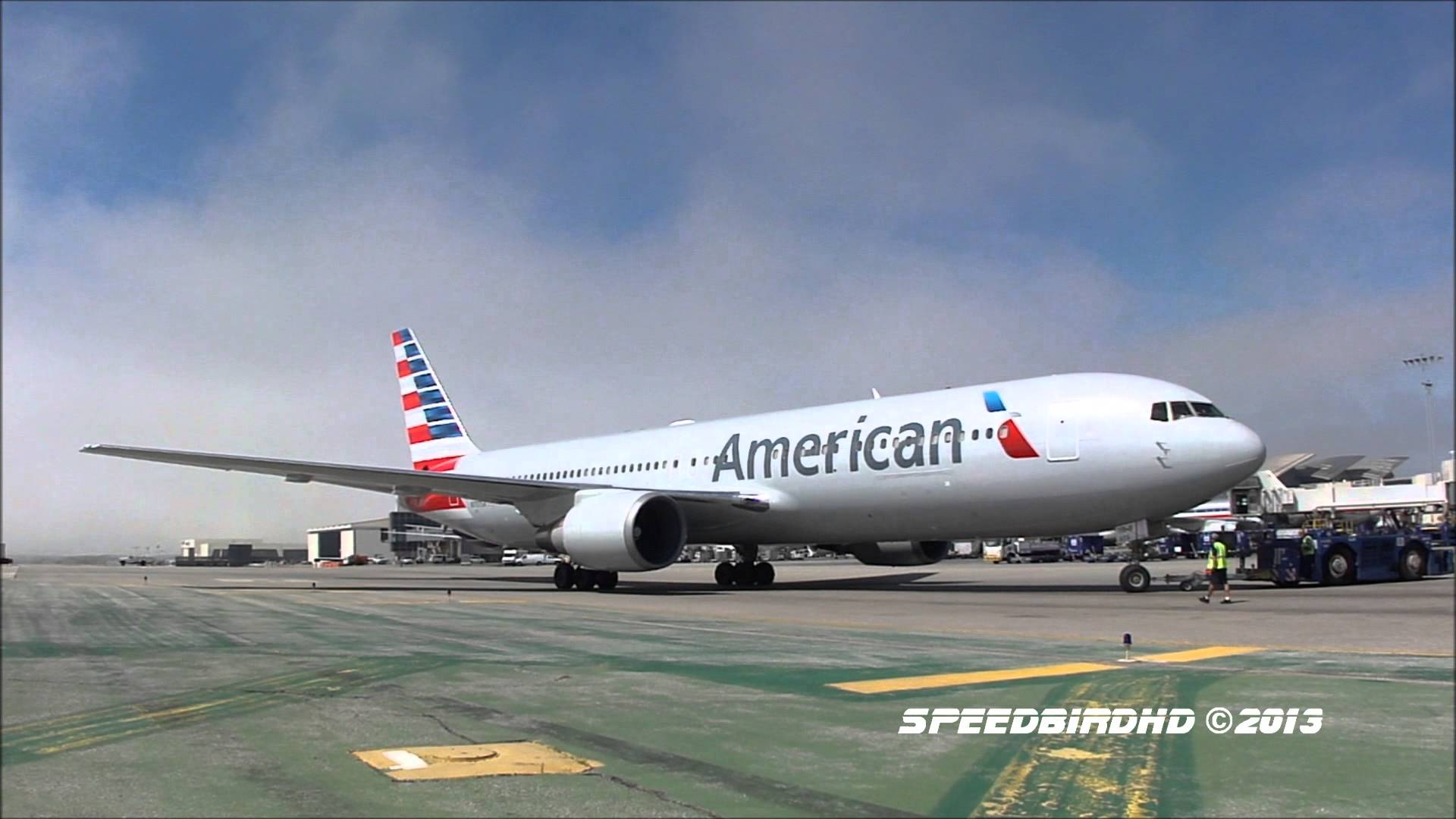 American Airlines HD Wallpaper