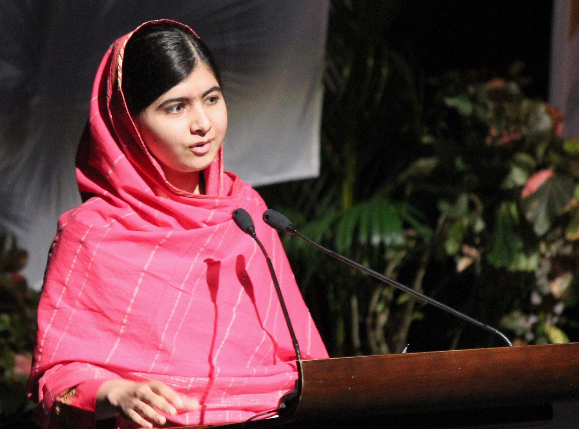 Malala Yousafzai Speech Wallpaper