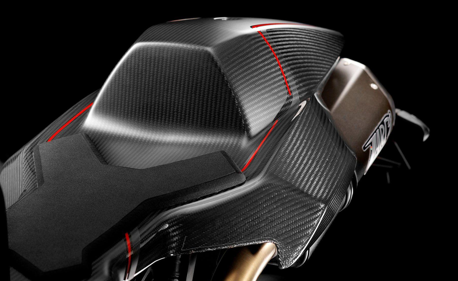 Vyrus 987 C3 4V Gallery