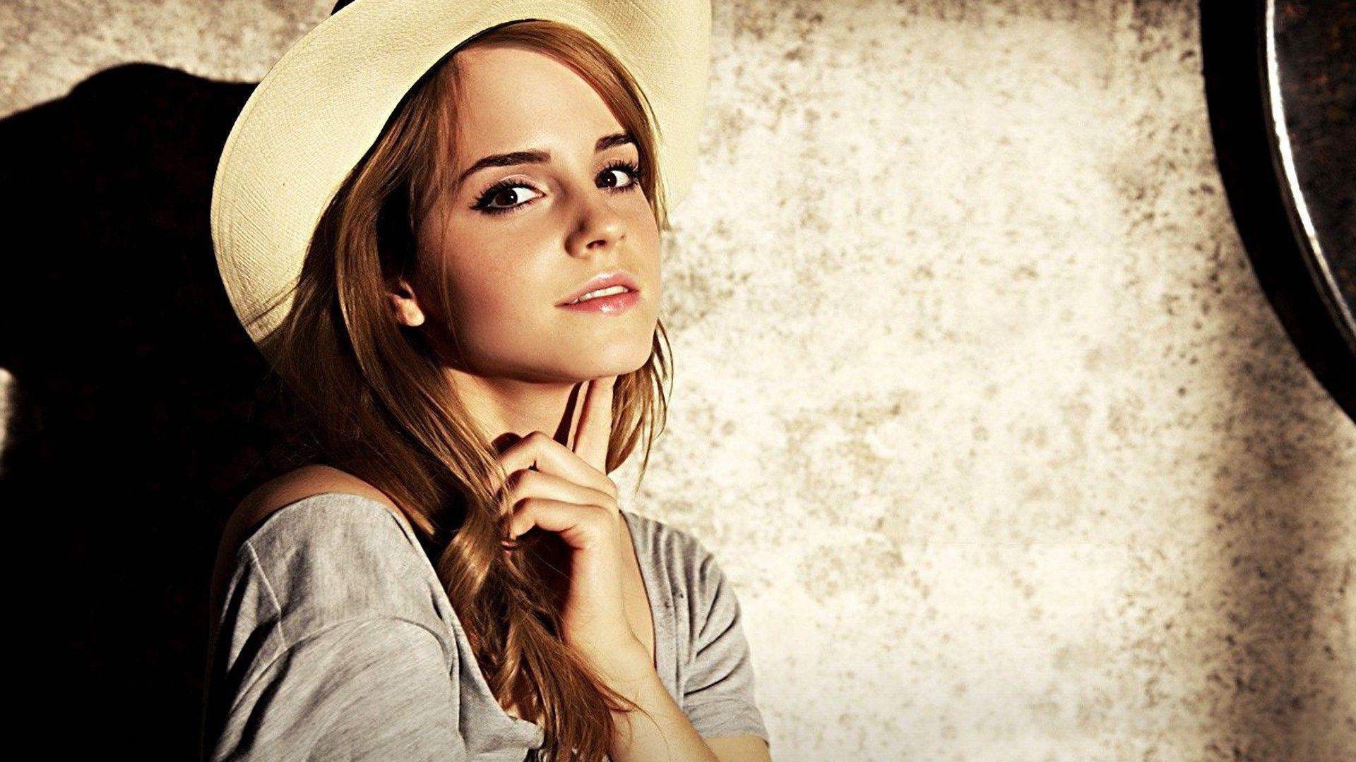 Emma watson HD wallpaper Wallpaper Buzz