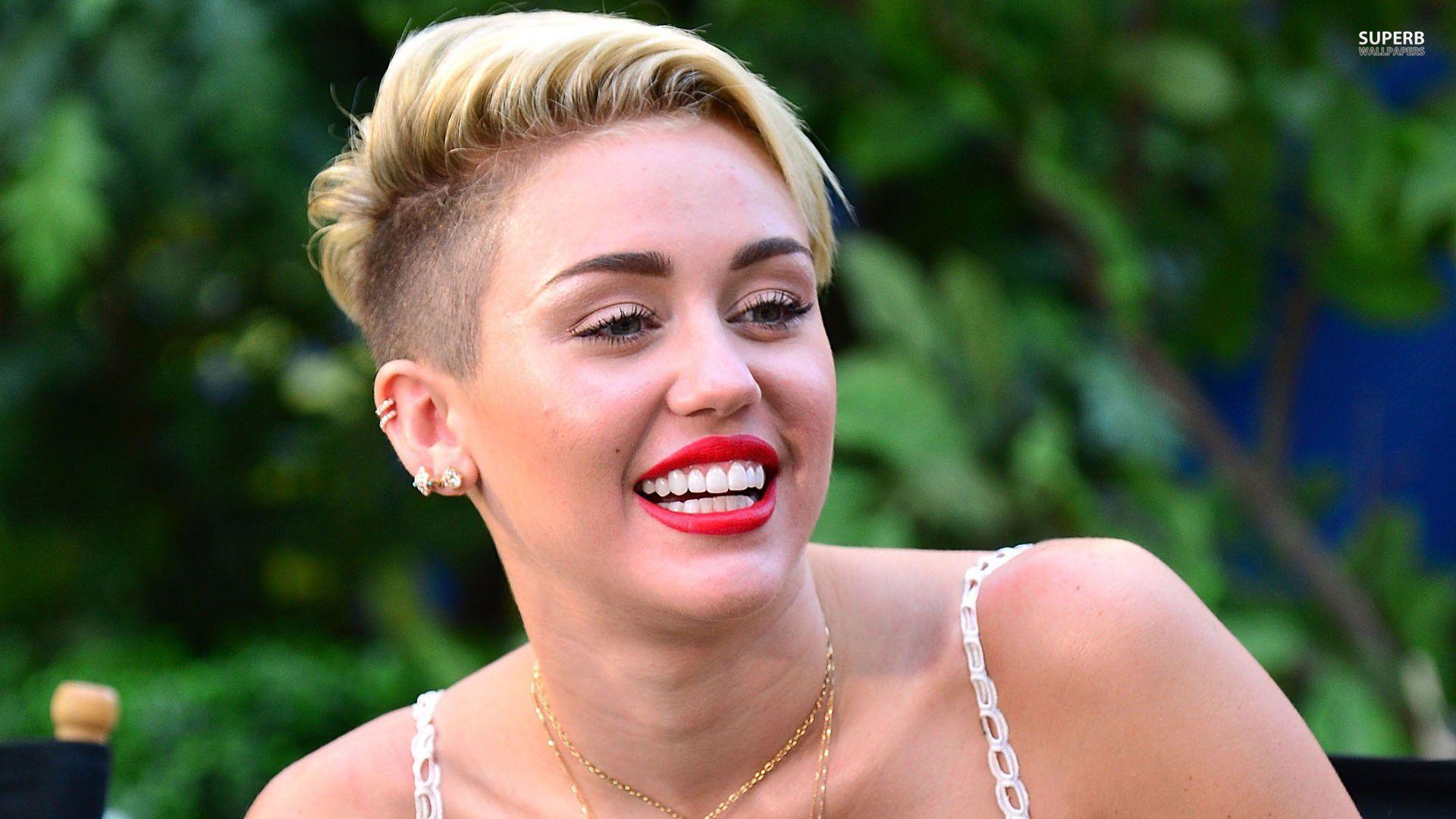 Miley Cyrus Wallpaper Image Photo Picture Background