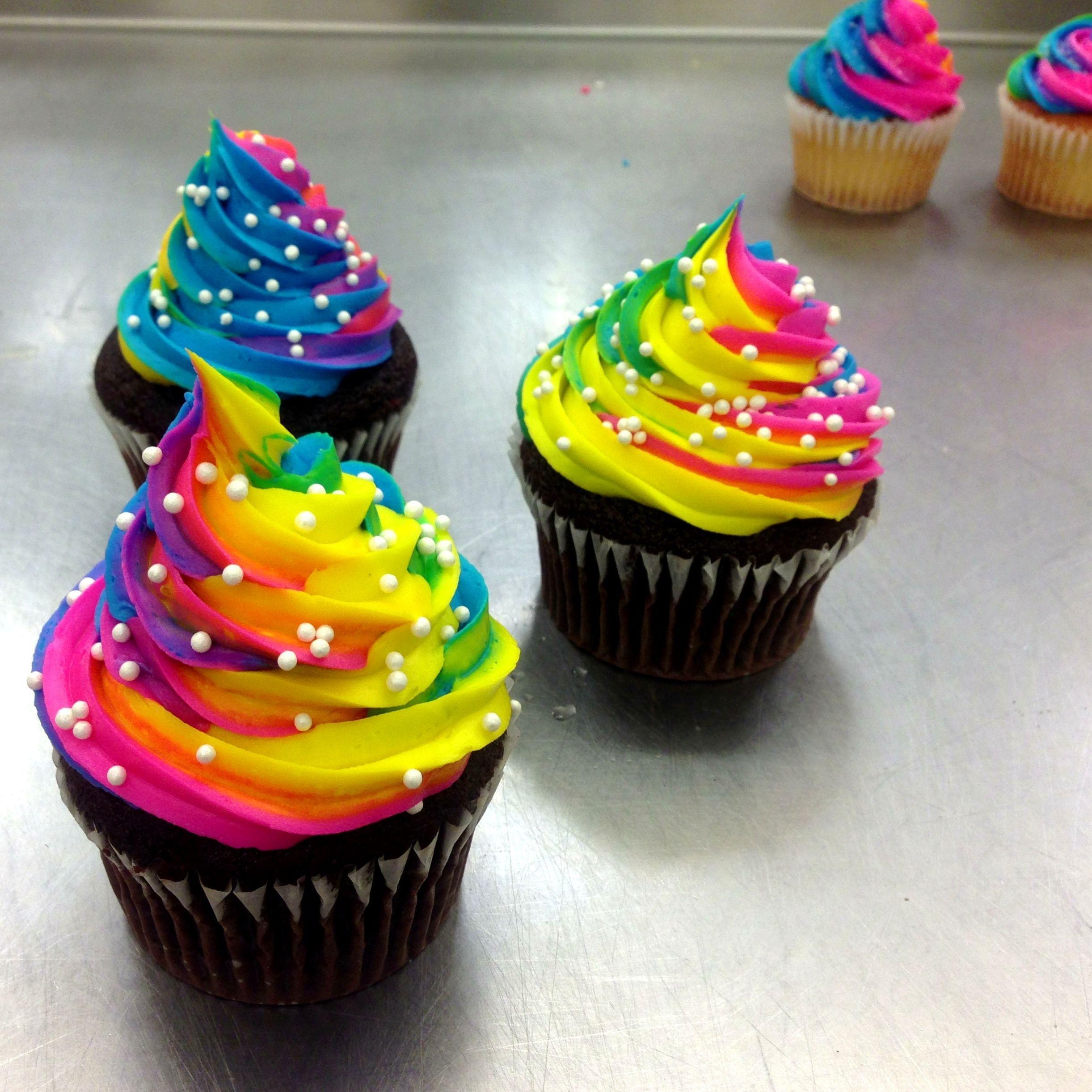 Rainbow cupcakes via me!. Pinteres