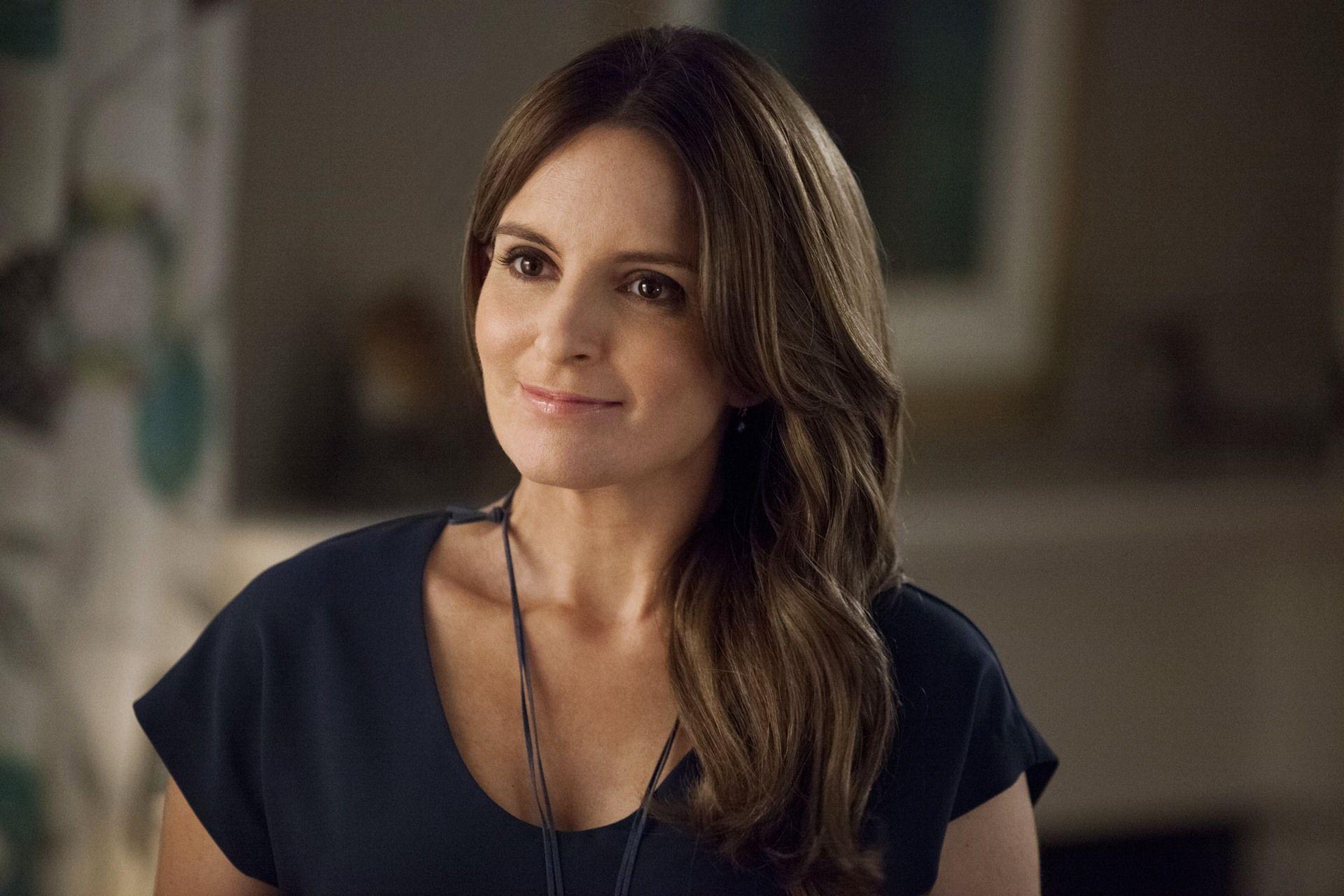 Tina Fey HD Wallpaper