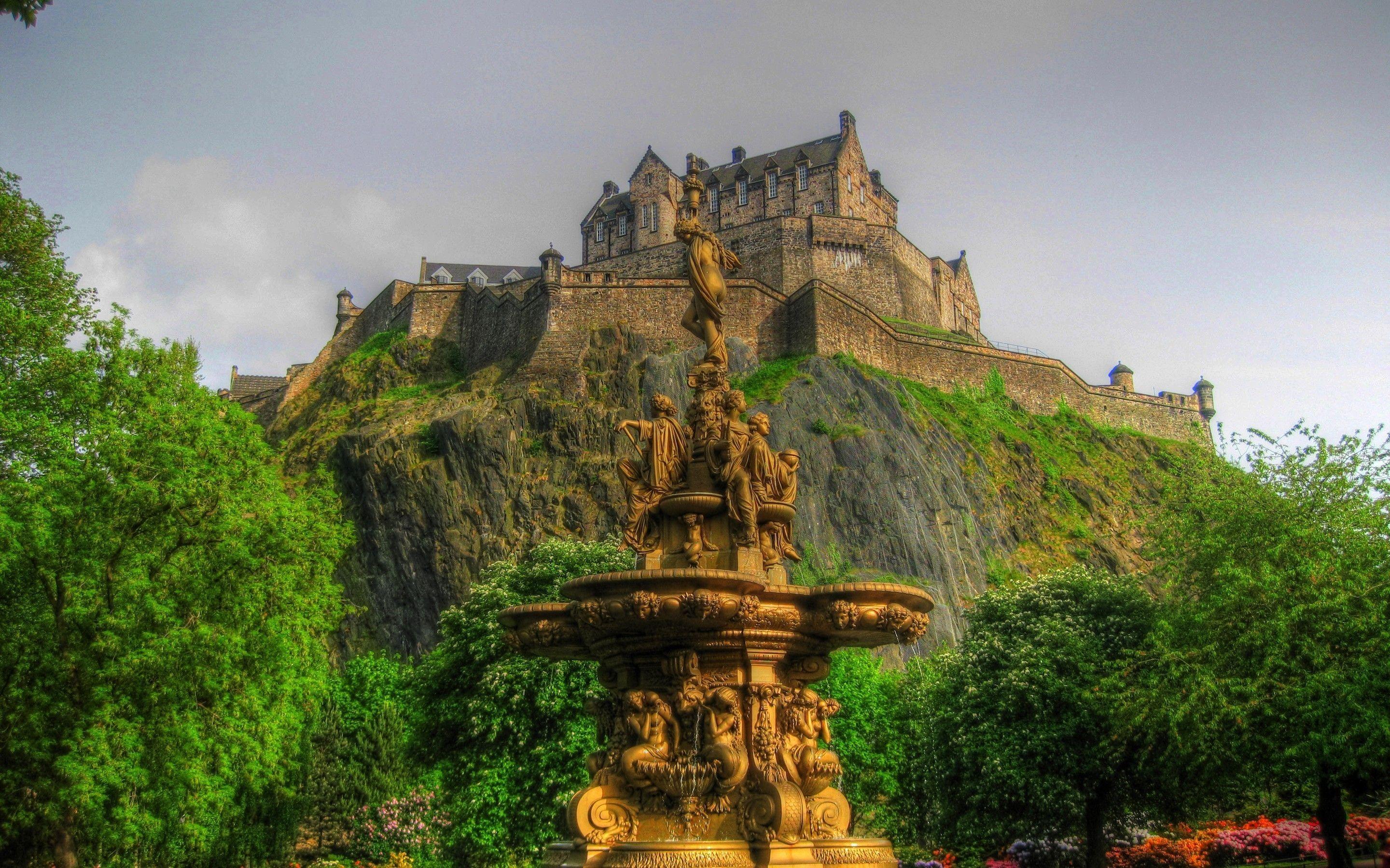Edinburgh Castle Scotland 2880 x 1800 Retina Display Wallpaper
