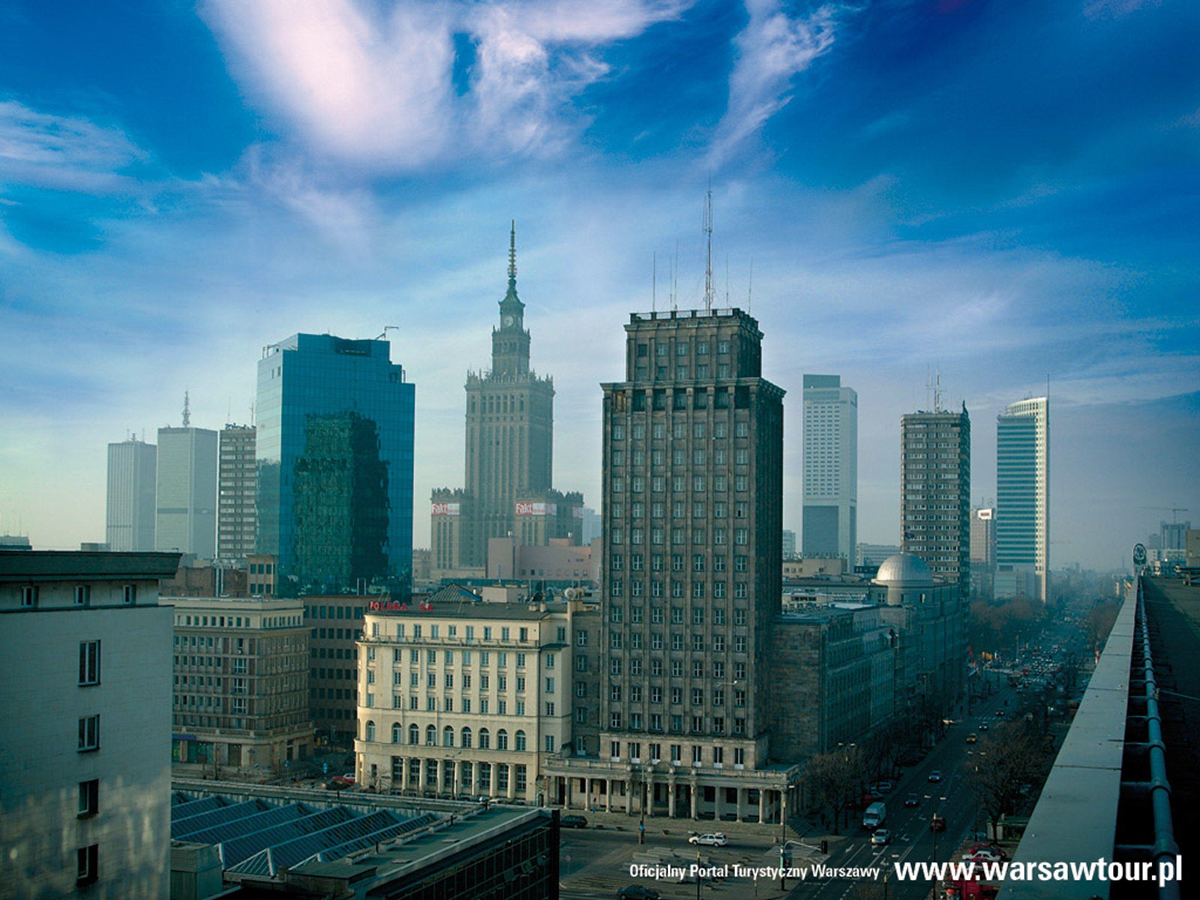 Warsaw poland building sky city europe wallpaperx3000