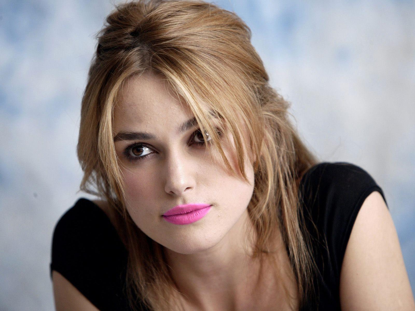Keira Knightley photo gallery quality pics of Keira