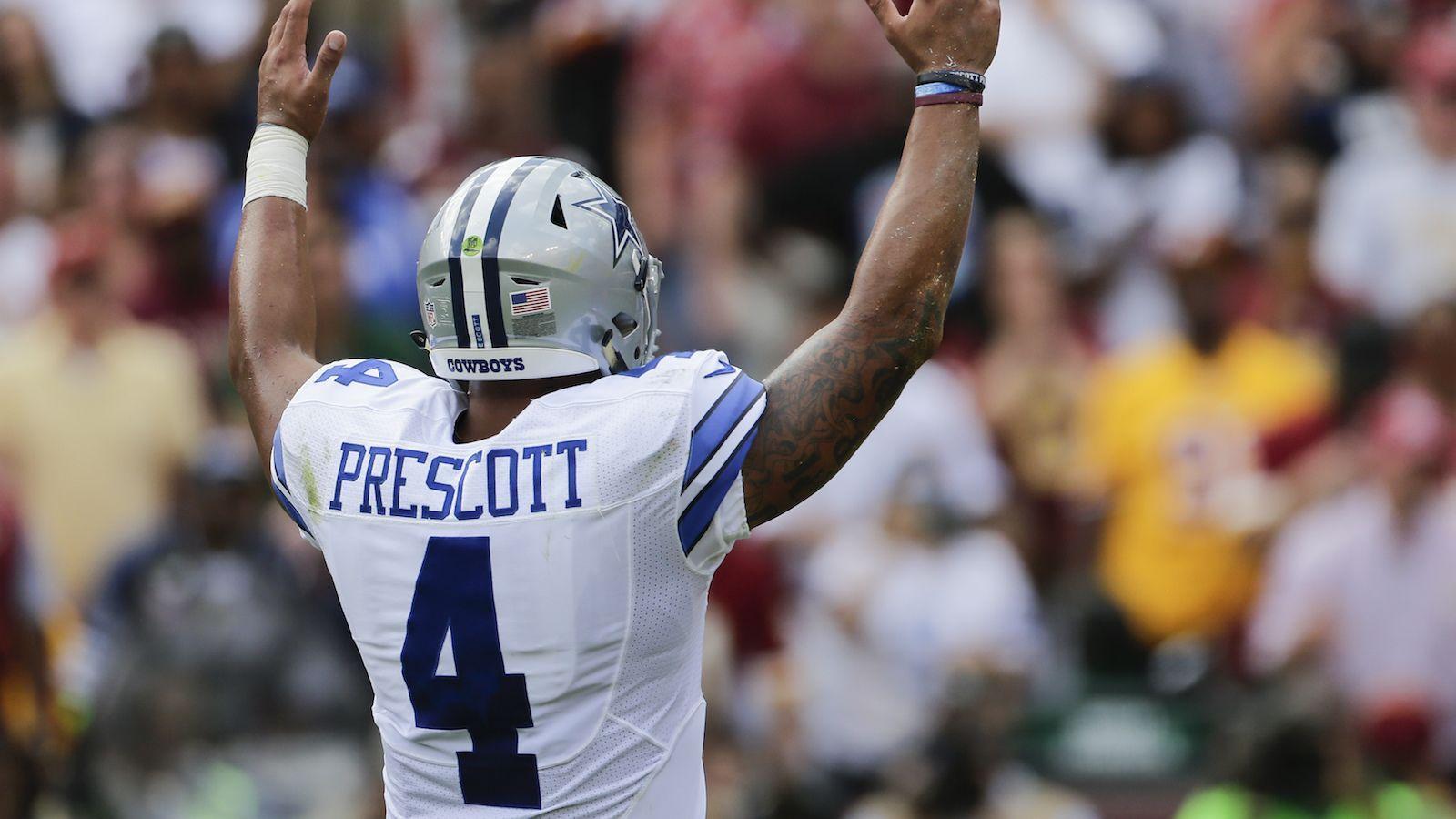 What Can We Expect from Dak Prescott in Second Season? ⋆