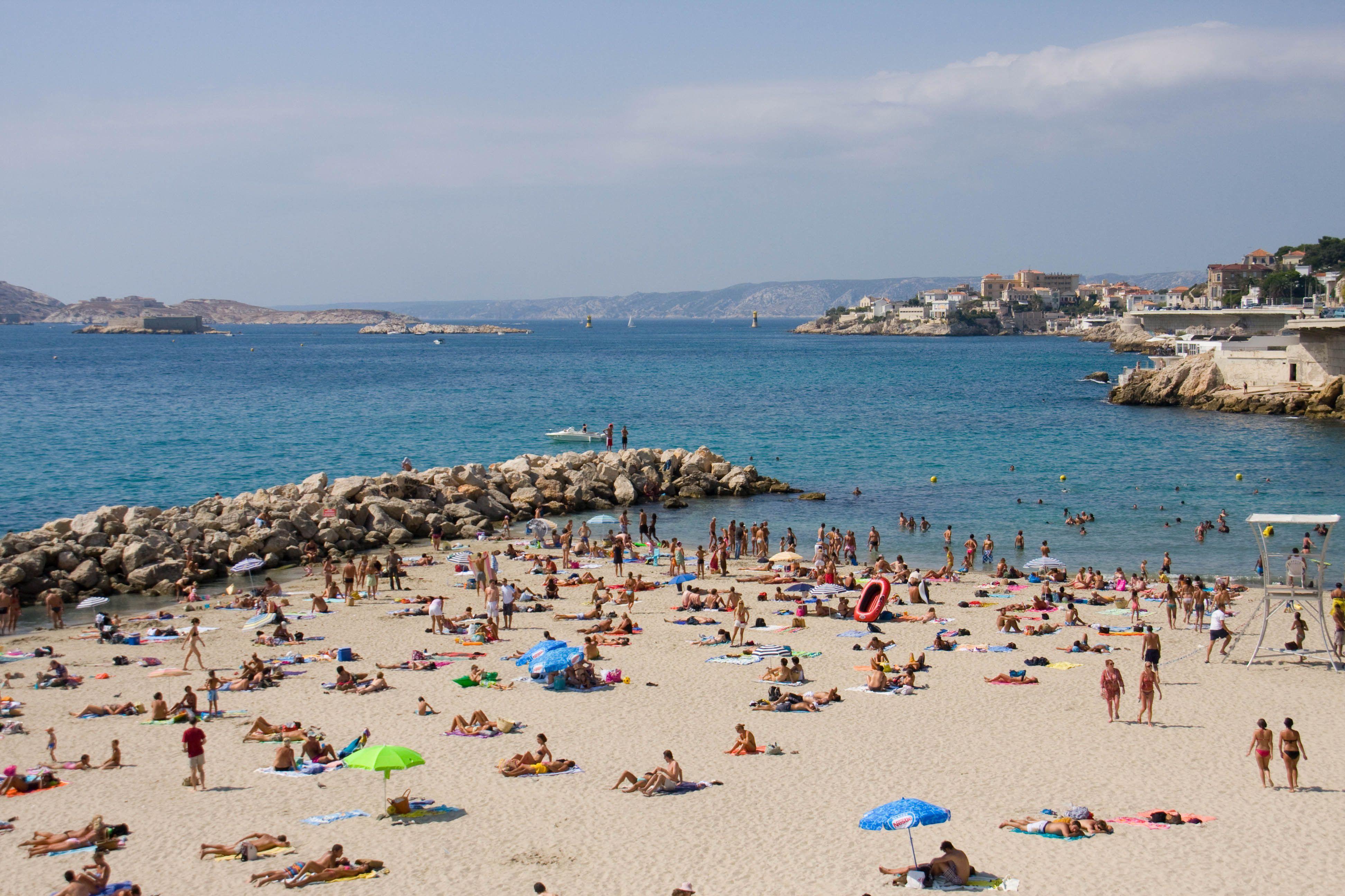Beach hotels in Marseille, France wallpaper and image