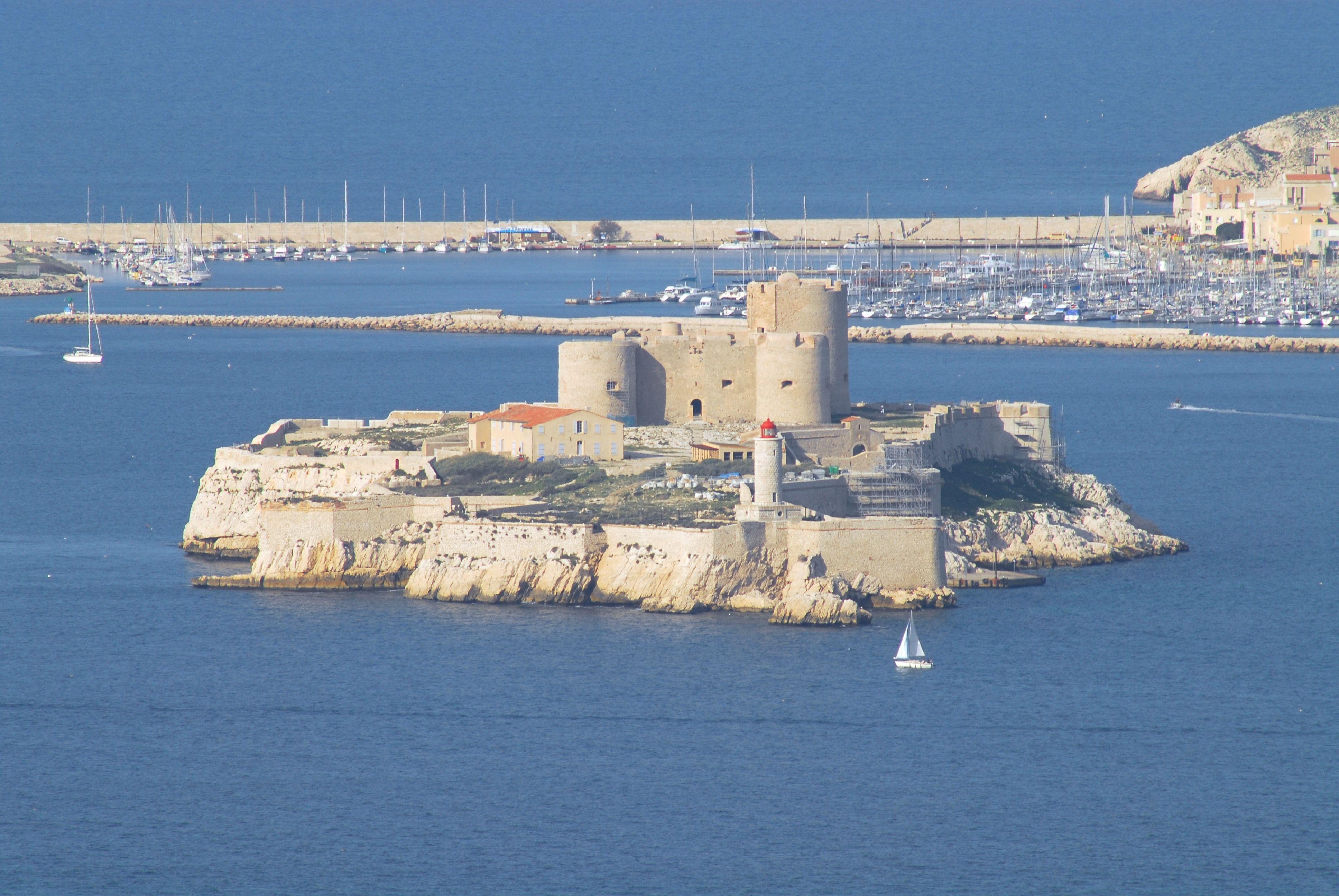 Fortress on an island in the center of Marseille, France