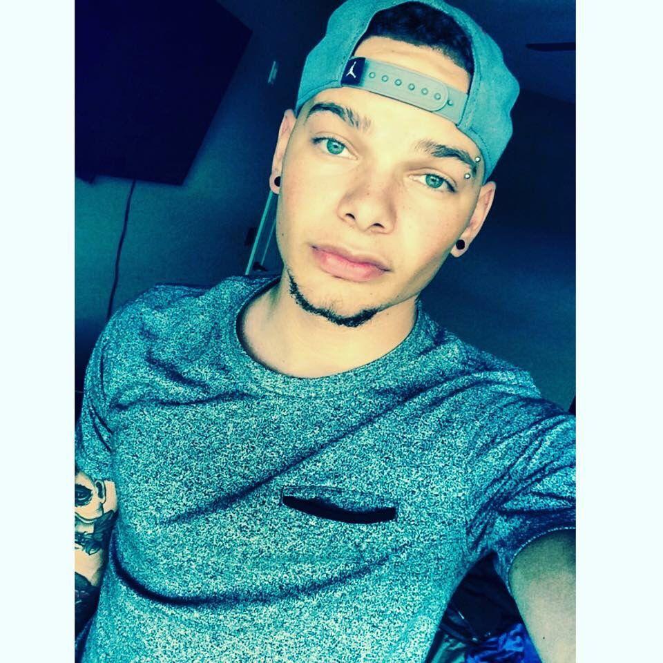 Kane Brown. Country Love. Kane brown, Brown and Country
