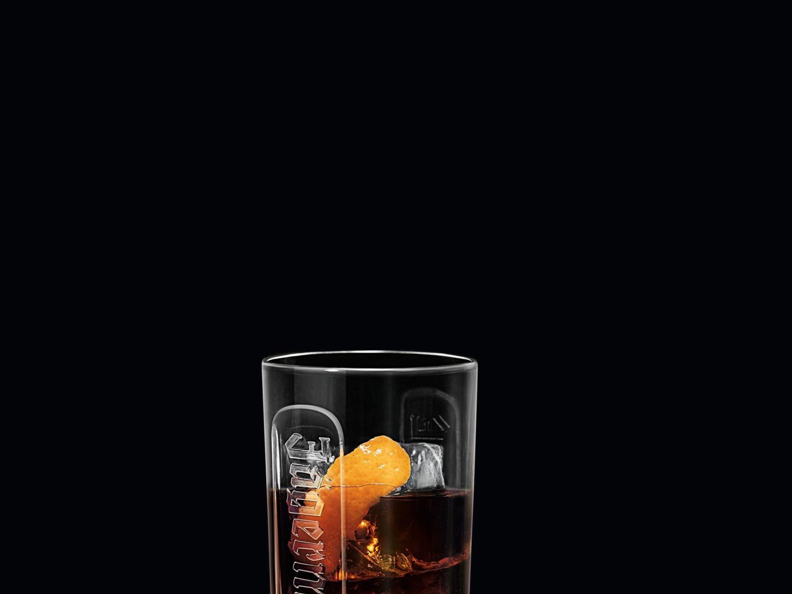 Jägermeister alcohol drinks ice oranges wallpaper
