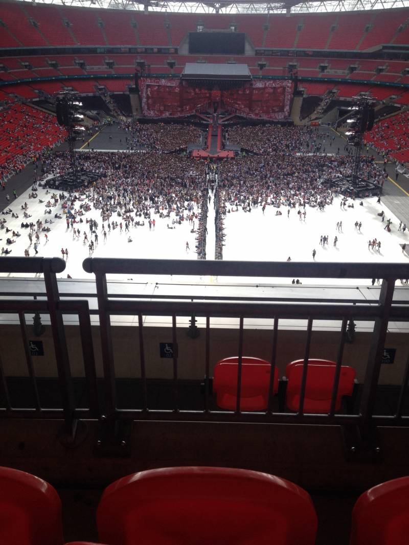 concert photo at Wembley Stadium