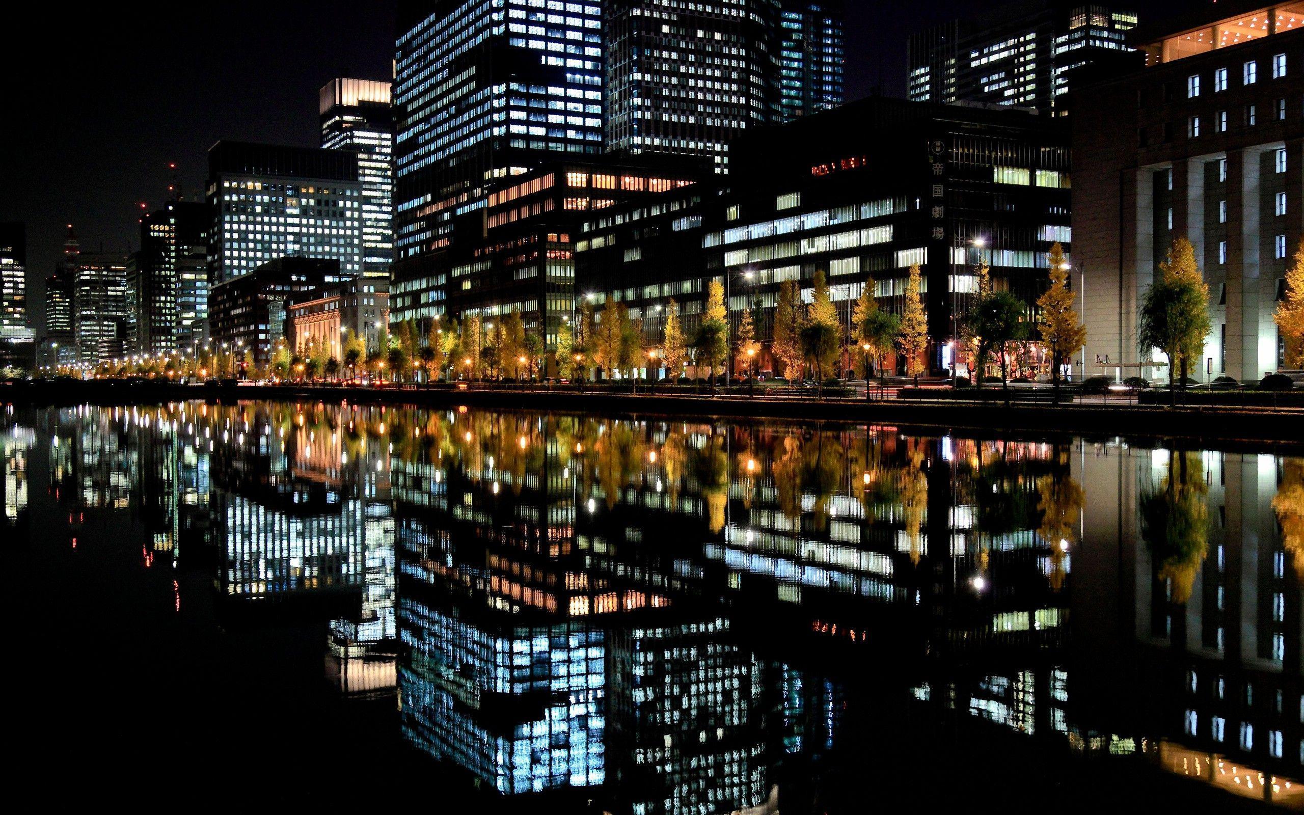 Yurakucho, Tokyo, JAPAN By Flickr.com People Chibitomu