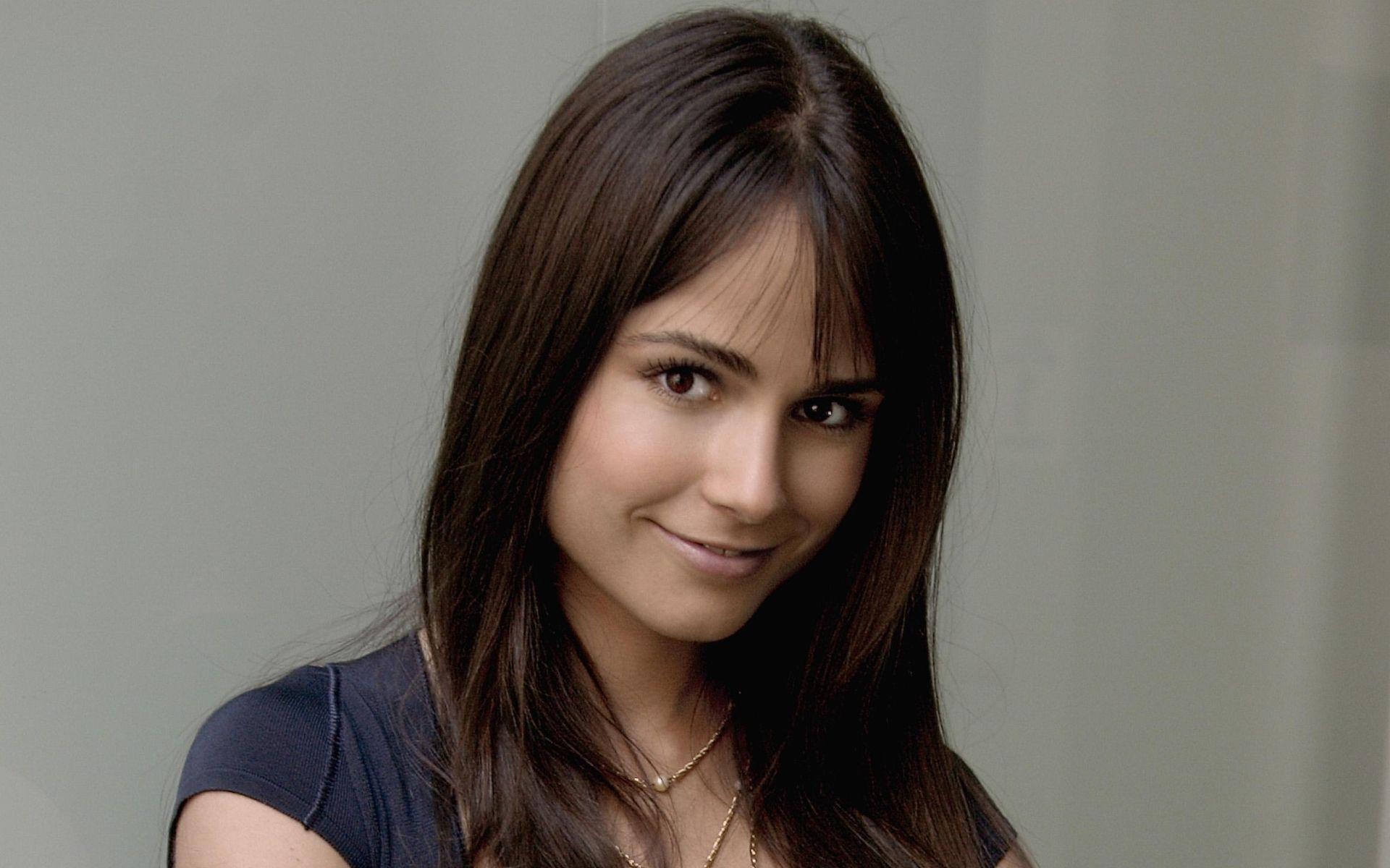 Jordana Brewster