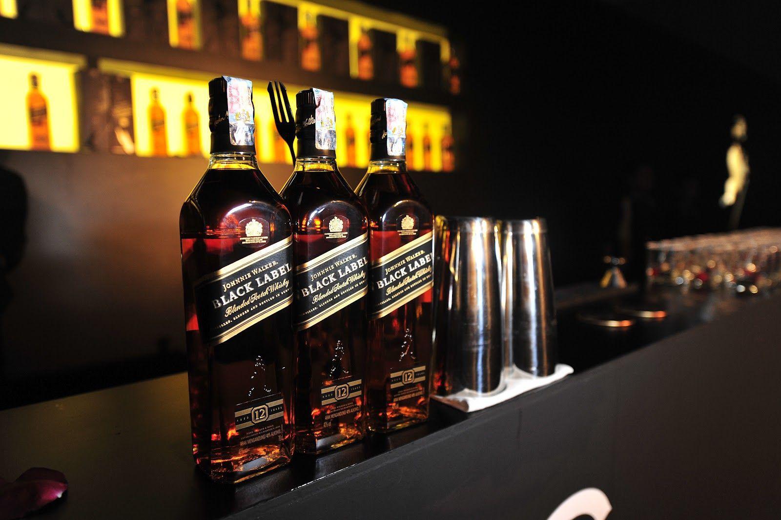 Essential Black. essentials. Chile, Bourbon whiskey