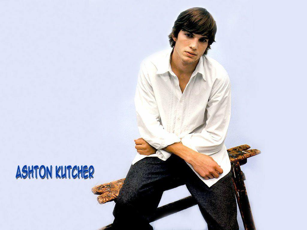 Ashton Kutcher HD Desktop Wallpaperwallpaper.net