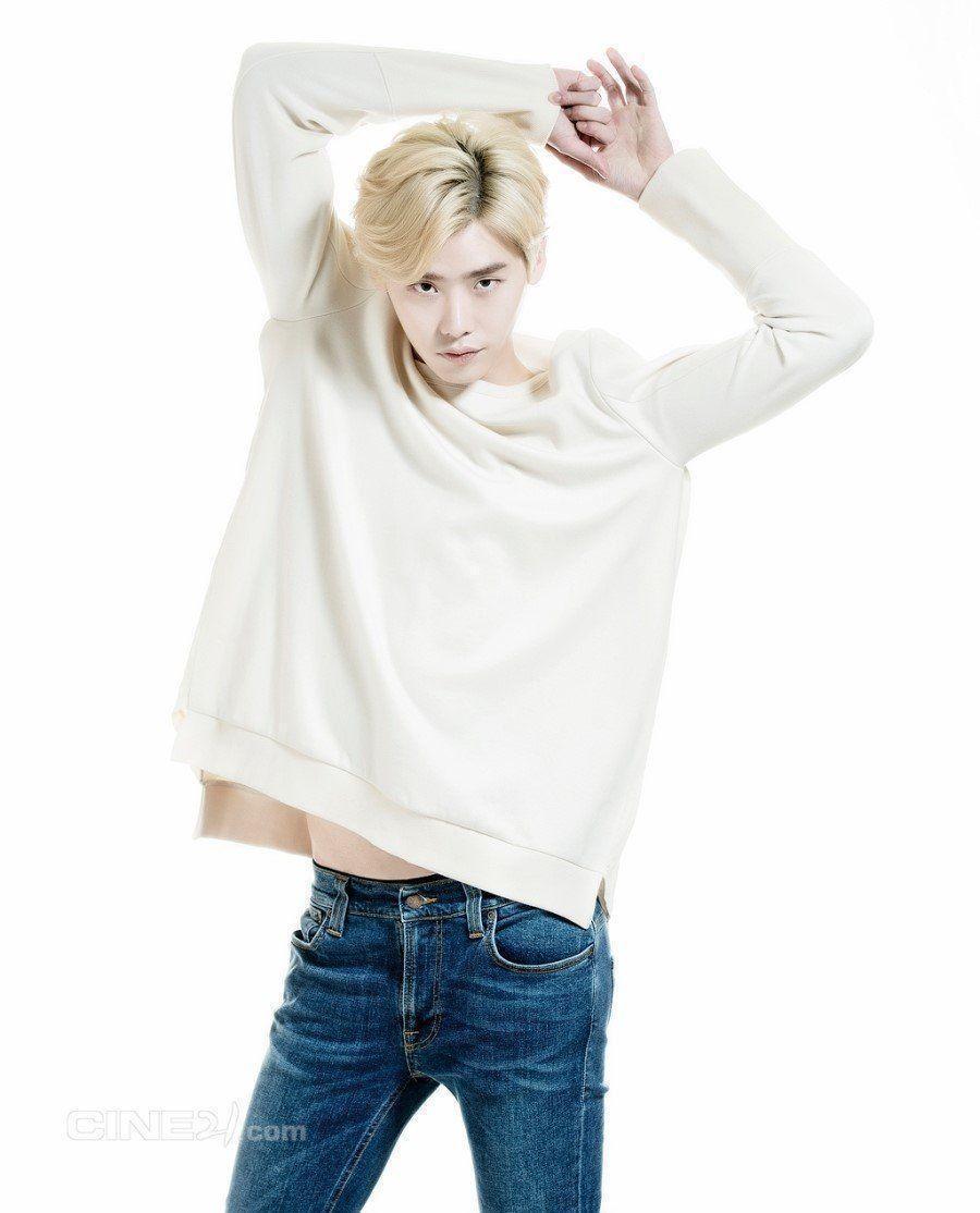 Parkhoons // wemo2: Mobile Wallpaper For Lee Jong Suk!