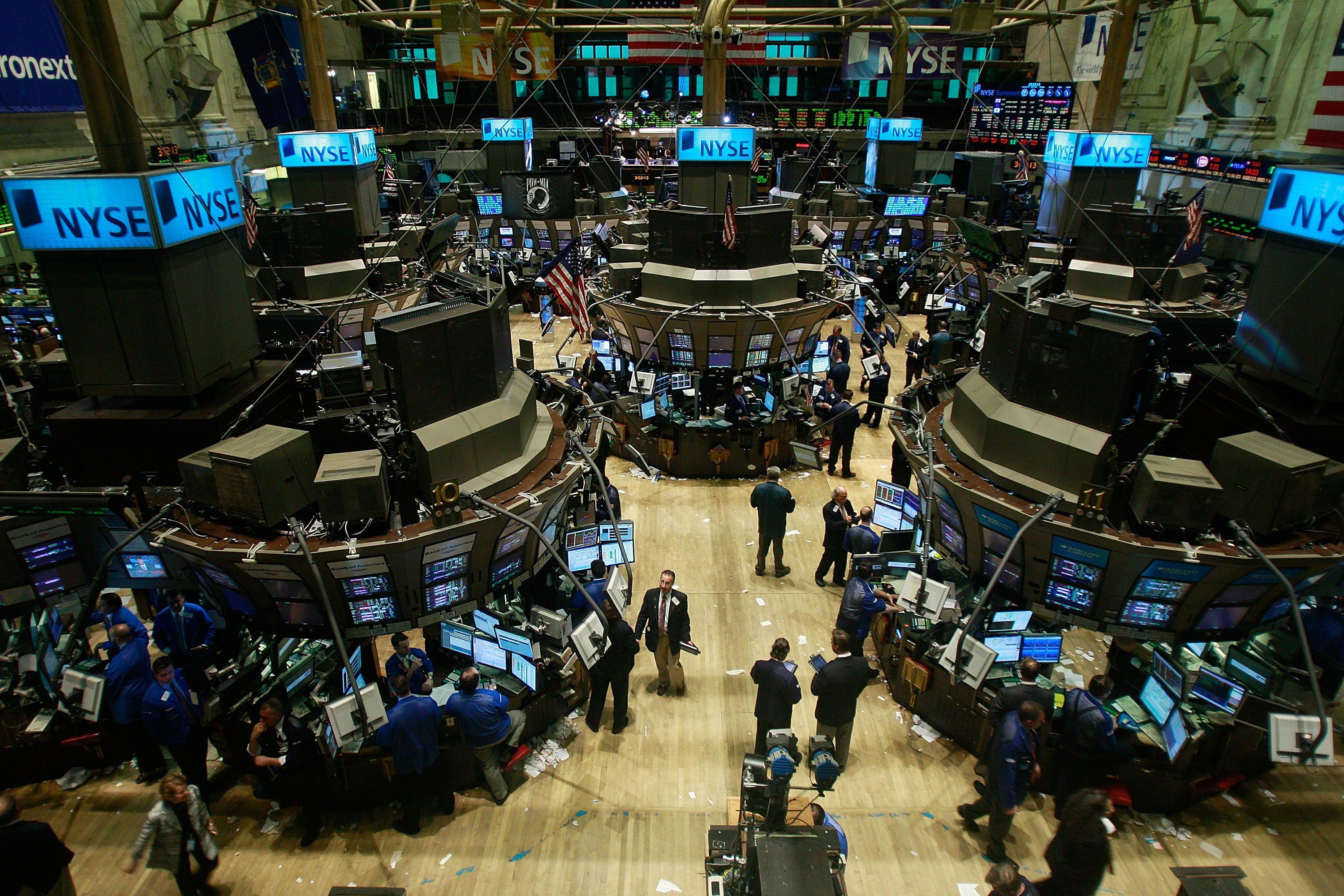 2048x1536px New York Stock Exchange (672.41 KB).07