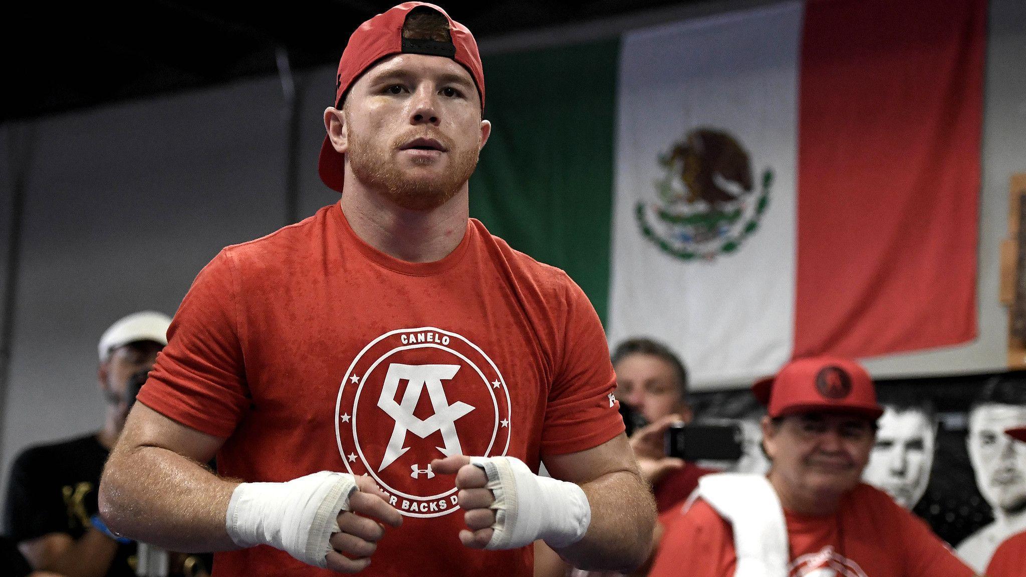 As career 'vision' plays out, Canelo Alvarez says 'nothing to