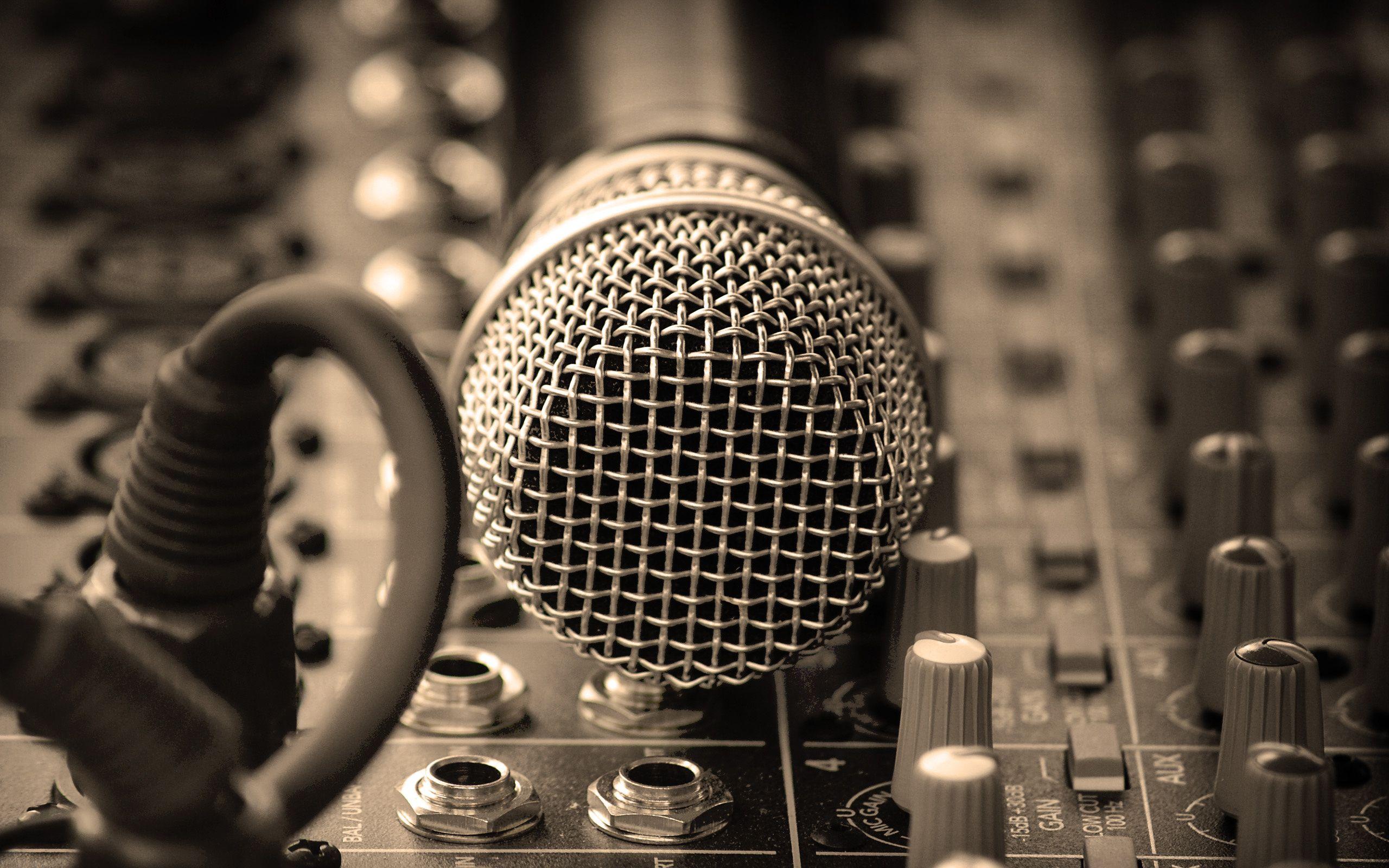 Microphone HD Wallpaper and Background Image