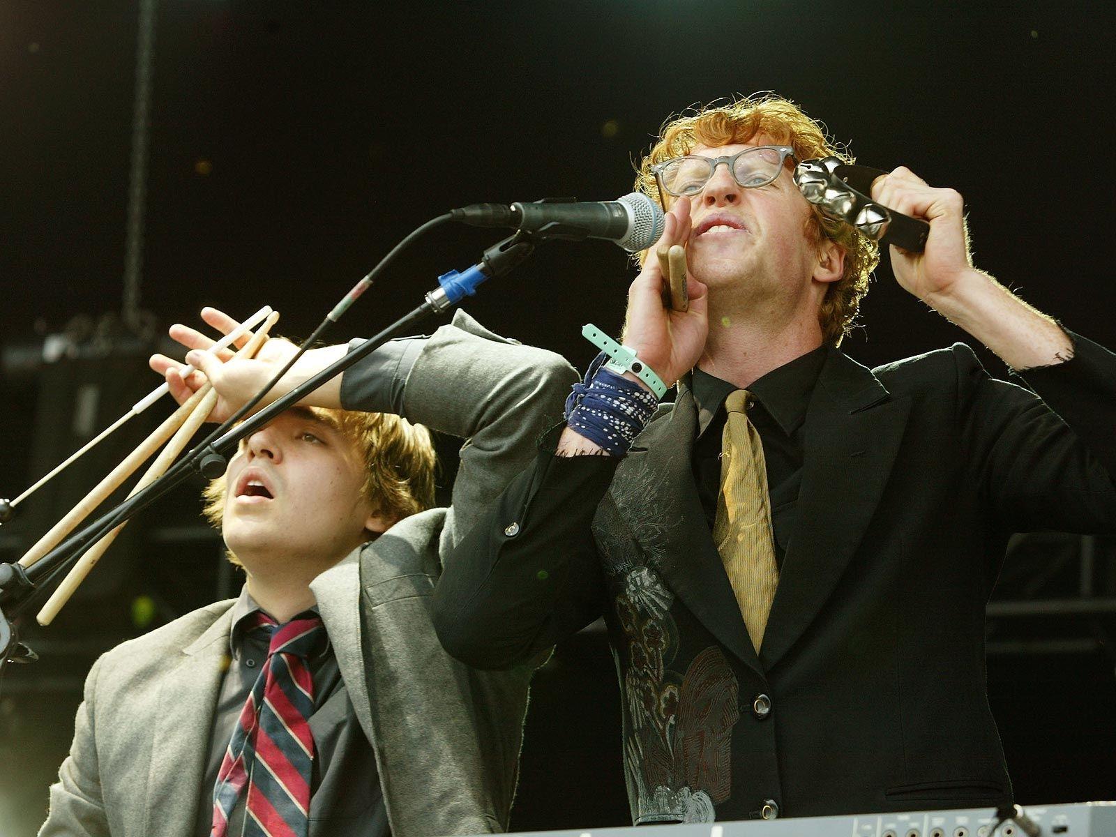 Wallpaper Arcade fire, Group, Singing, Scene, Instruments HD