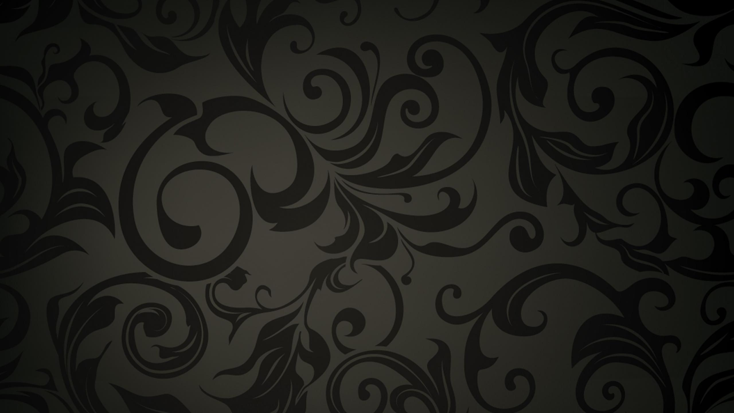 Dark Floral Wallpaper