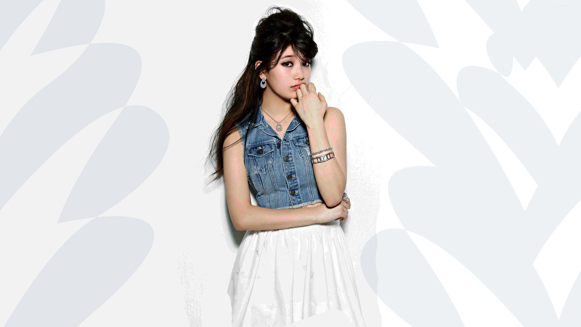 Bae Suzy HD Wallpaper
