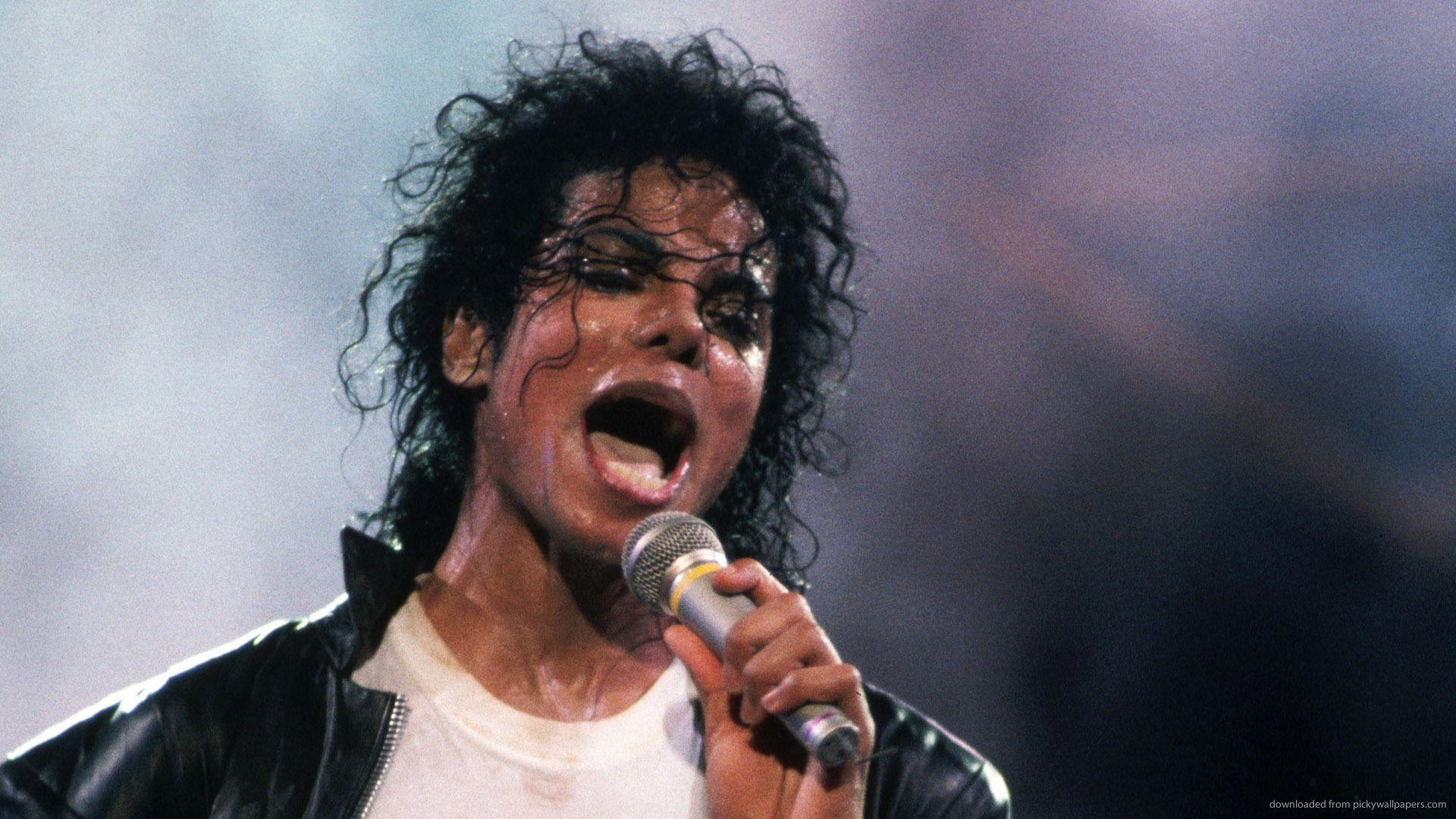 HD Michael Jackson Singing Wallpaper