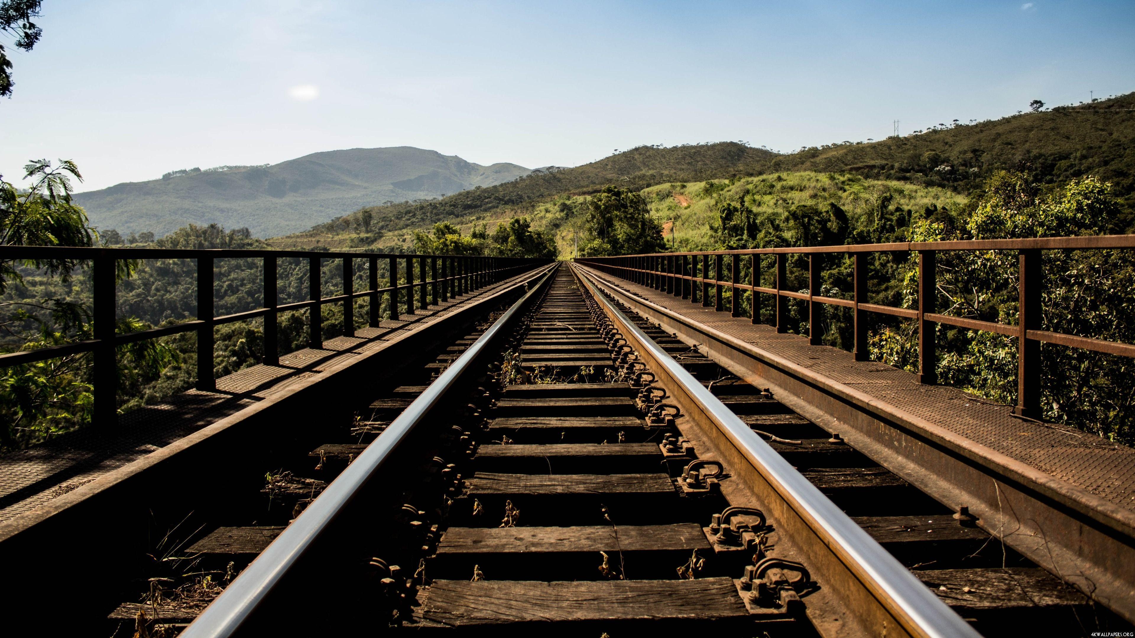 4K Empty Rail Tracks Wallpaper