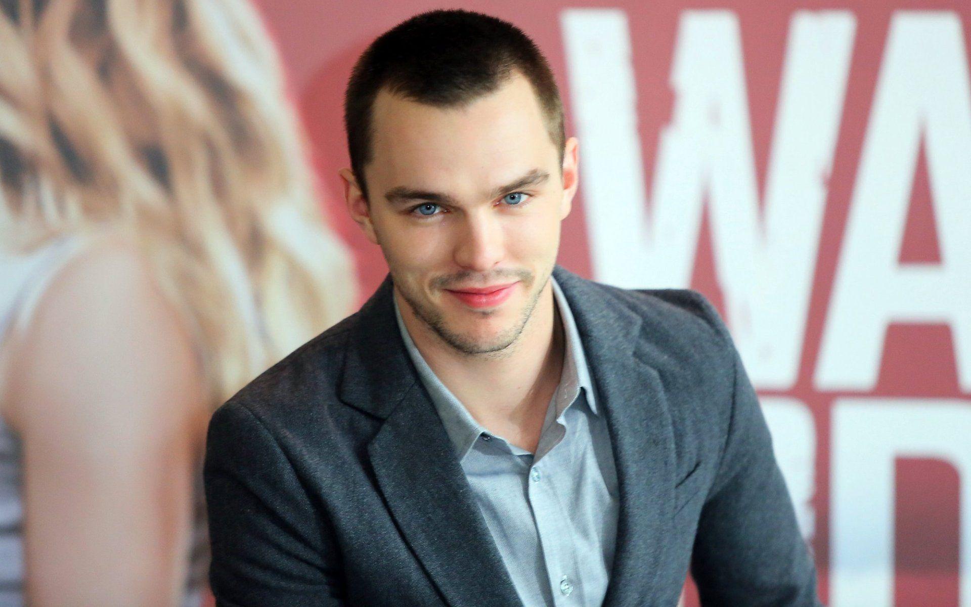 HD Nicholas Hoult Wallpaper
