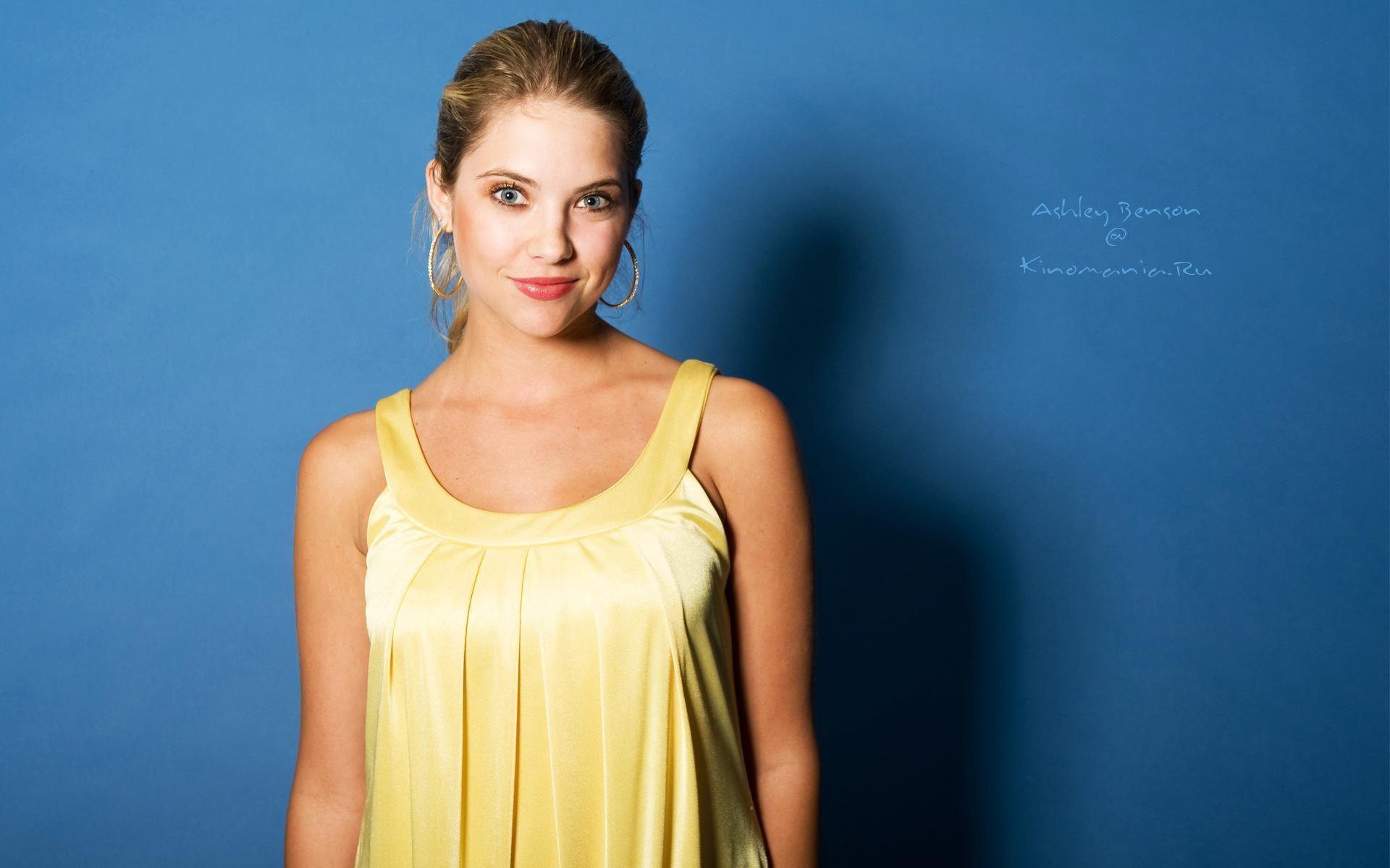 Ashley Benson HD wallpaper pack 2017 Wallpaper download