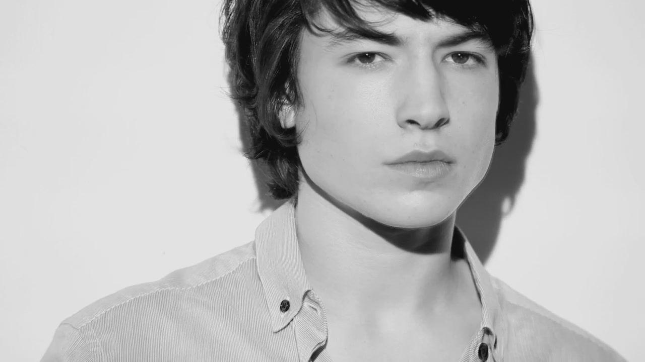 Ezra Miller Wallpapers - Wallpaper Cave