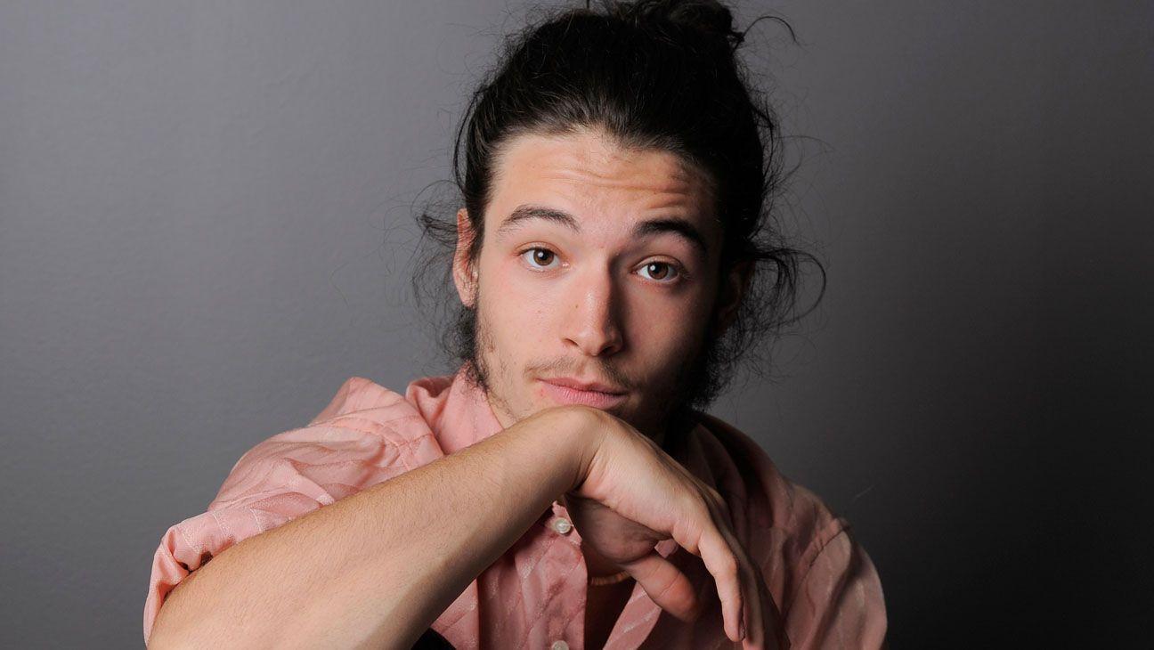 Warner Bros.' 'The Flash' Movie to Star Ezra Miller. Hollywood