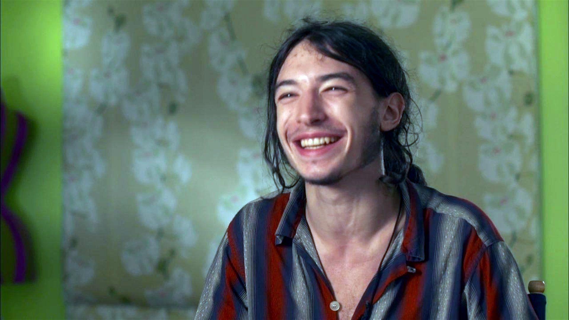 Ezra Miller Wallpapers - Wallpaper Cave