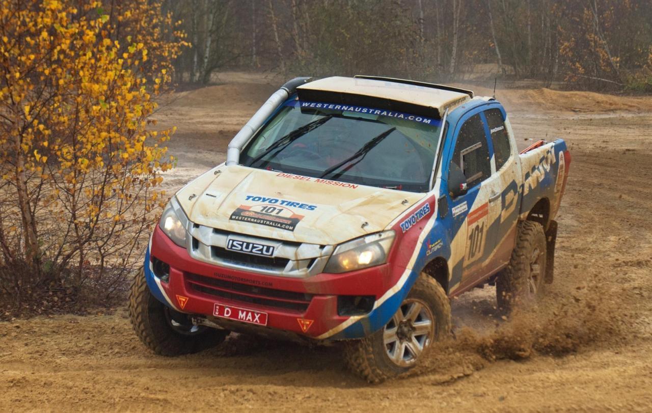 Isuzu D Max Wallpaper Power Girl