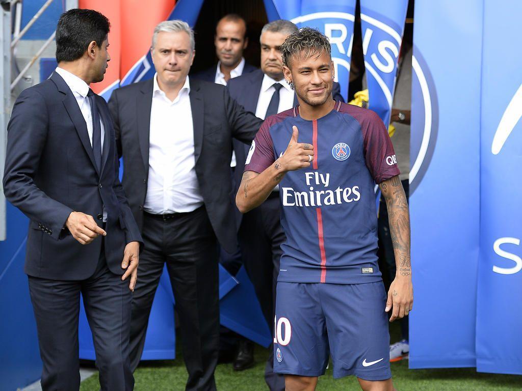 Ligue 1 News PSG sell 000 Neymar shirts on first day