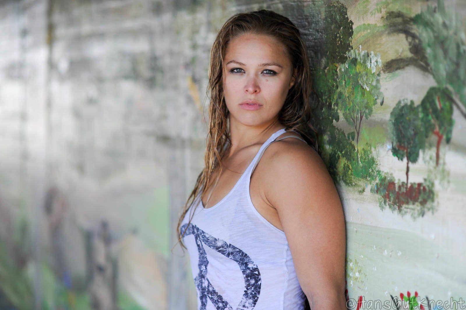 Ronda Rousey HD Wallpaper and Background Image
