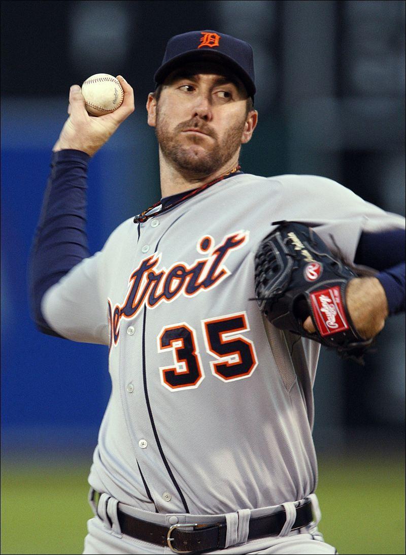 Verlander says he would accept a gay teammate. sports news